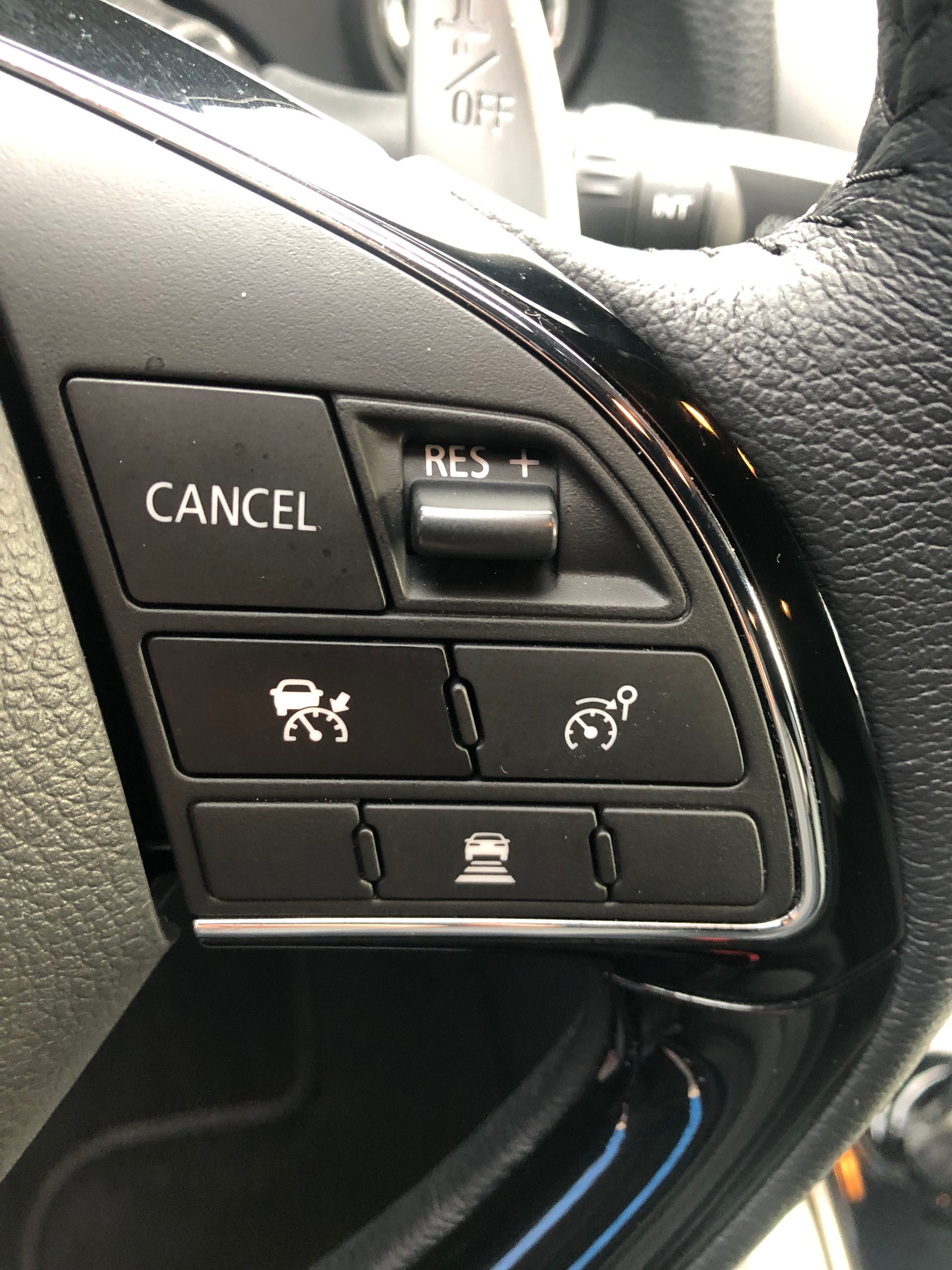 MITSUBISHI Eclipse Cross 2.4 PHEV Style 4WD-image-12