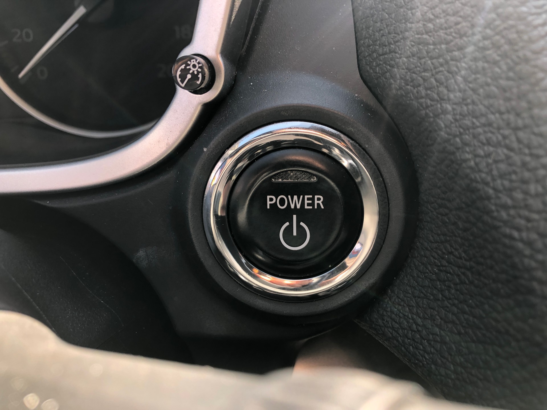 MITSUBISHI Eclipse Cross 2.4 PHEV Style 4WD-image-13