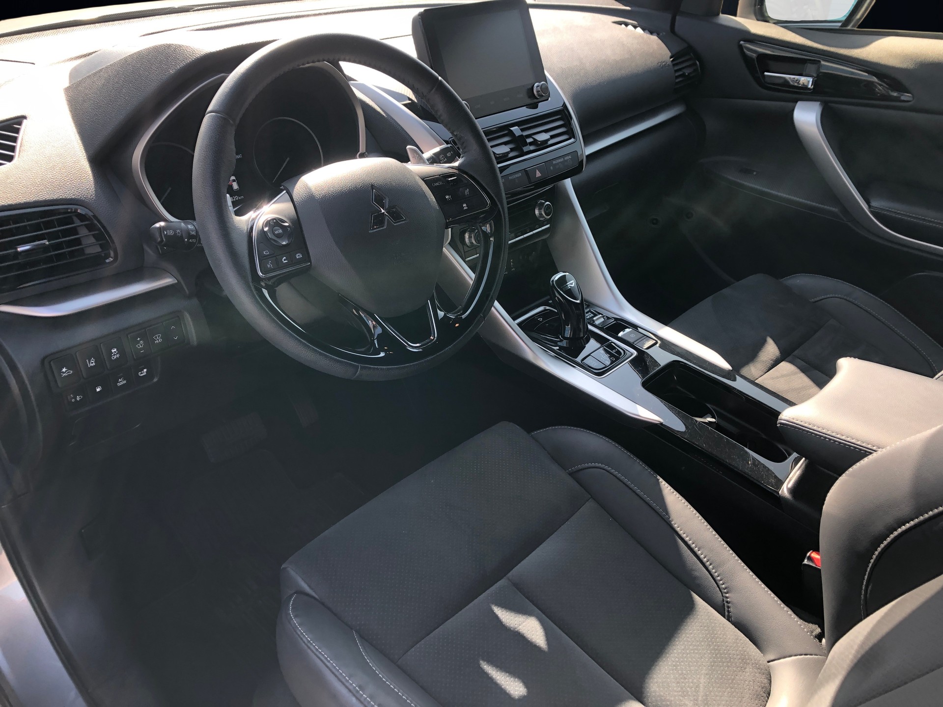 MITSUBISHI Eclipse Cross 2.4 PHEV Style 4WD-image-4