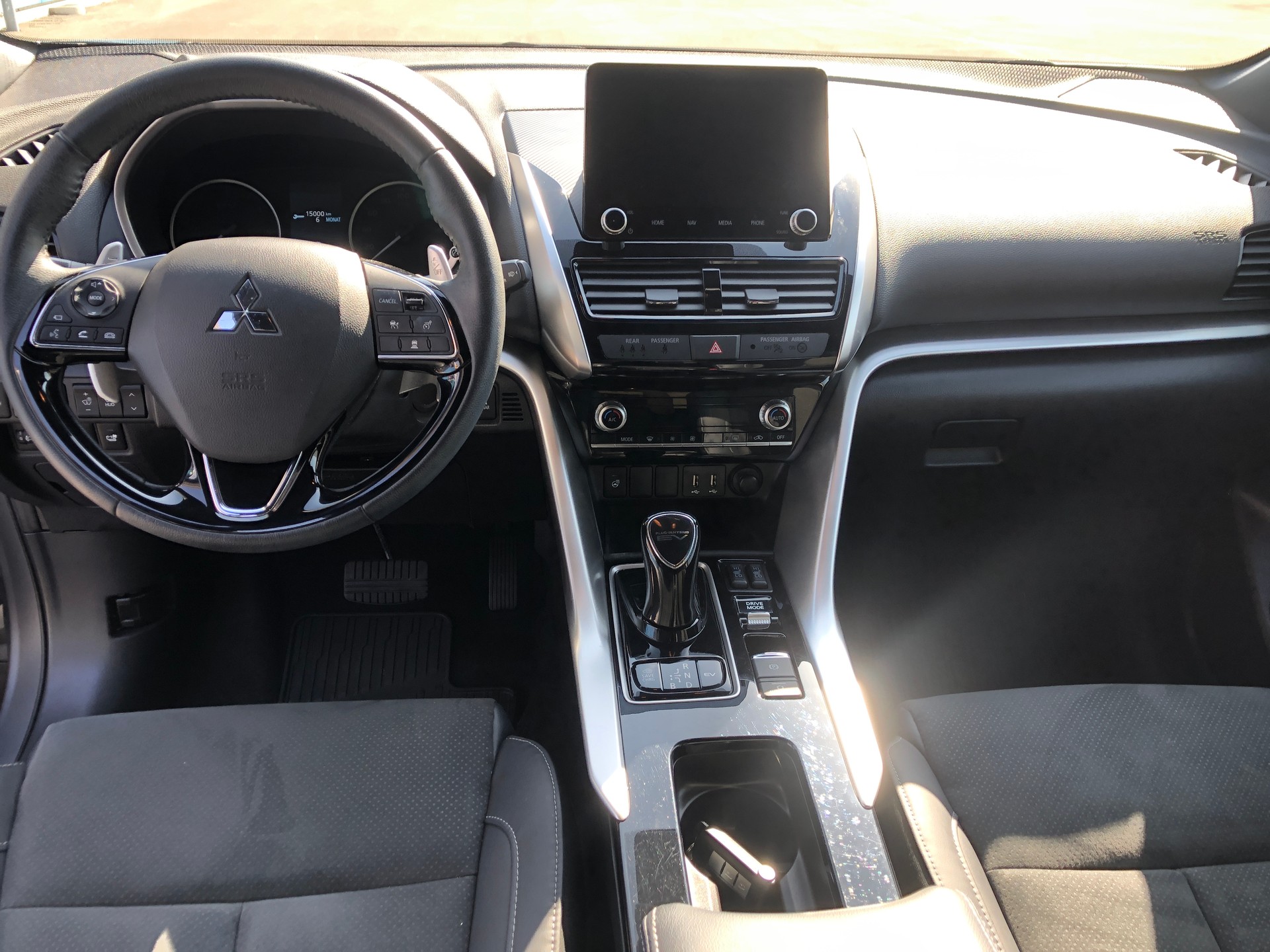 MITSUBISHI Eclipse Cross 2.4 PHEV Style 4WD-image-6