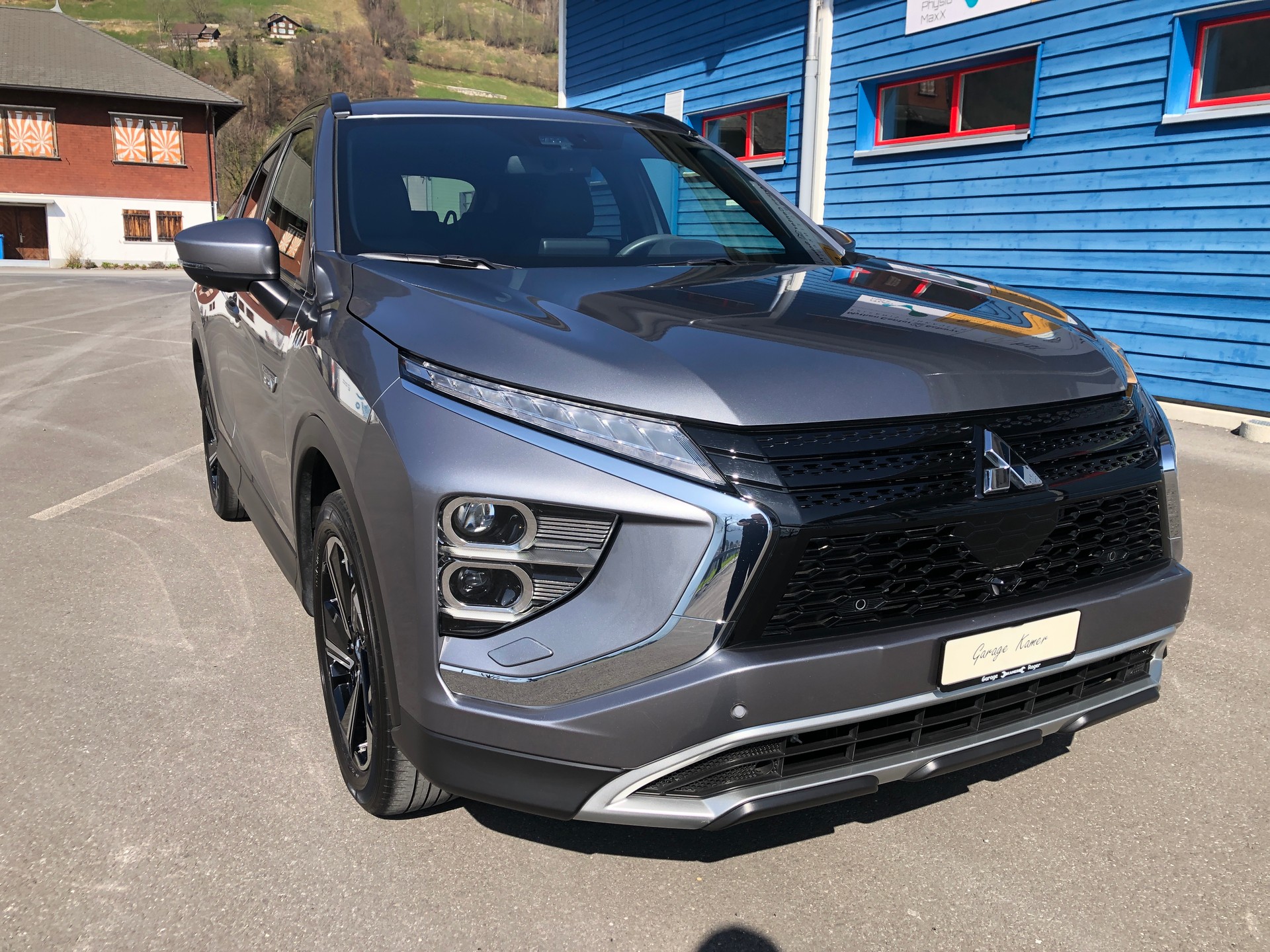 MITSUBISHI Eclipse Cross 2.4 PHEV Style 4WD-image-0