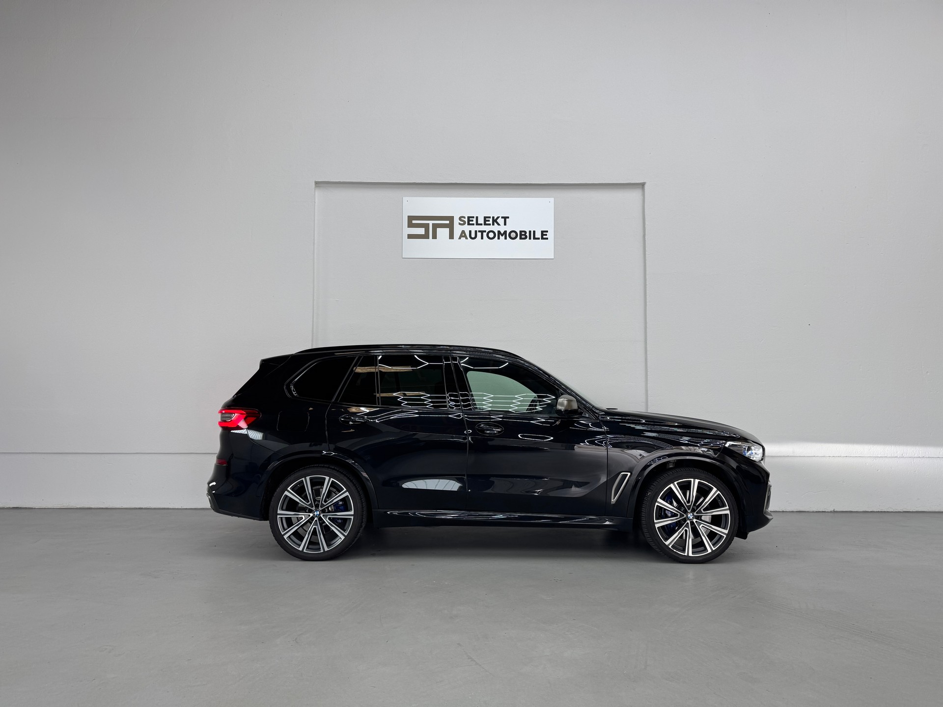 BMW X5 xDrive M50d Steptronic-image-6