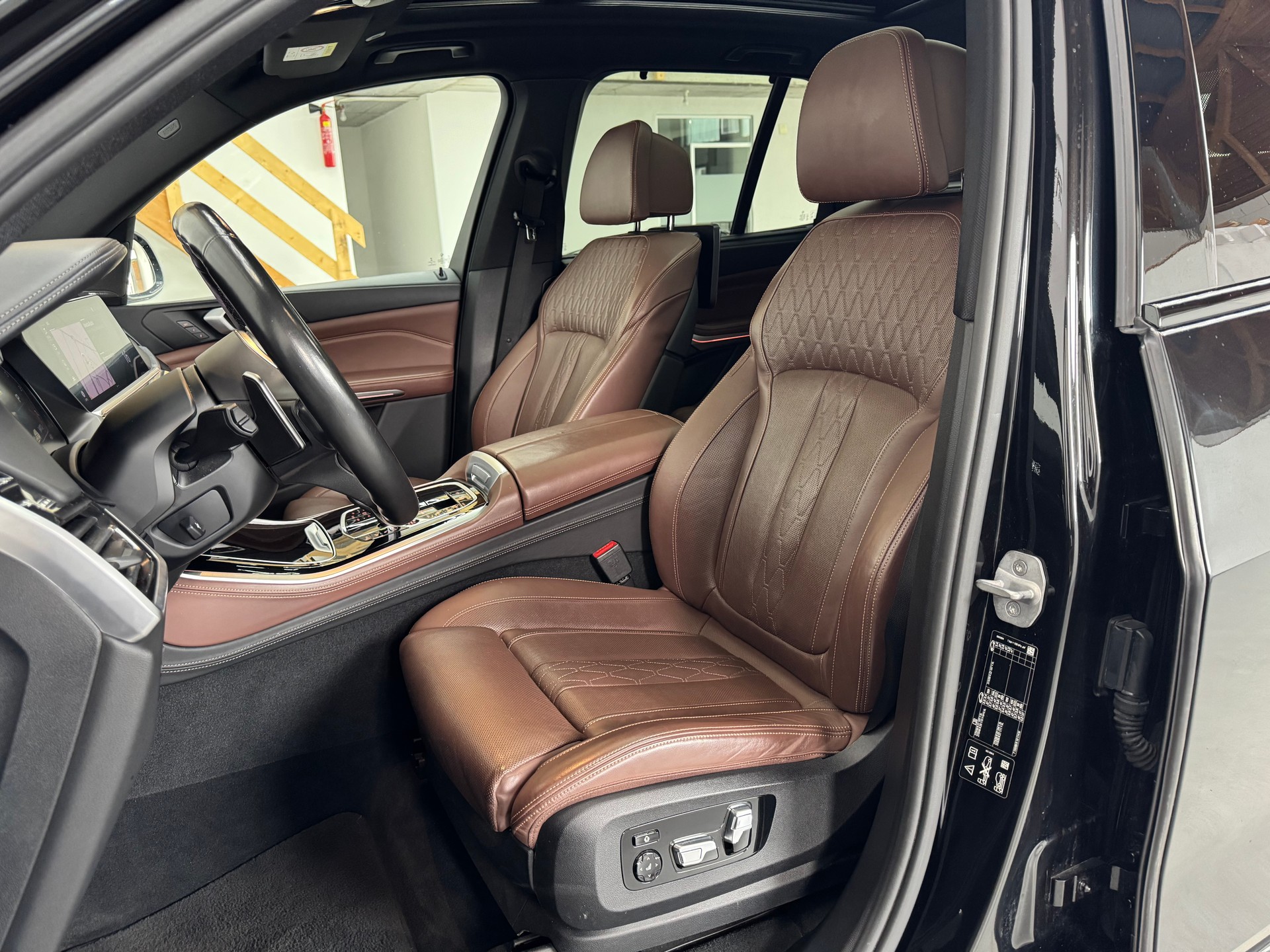 BMW X5 xDrive M50d Steptronic-image-10