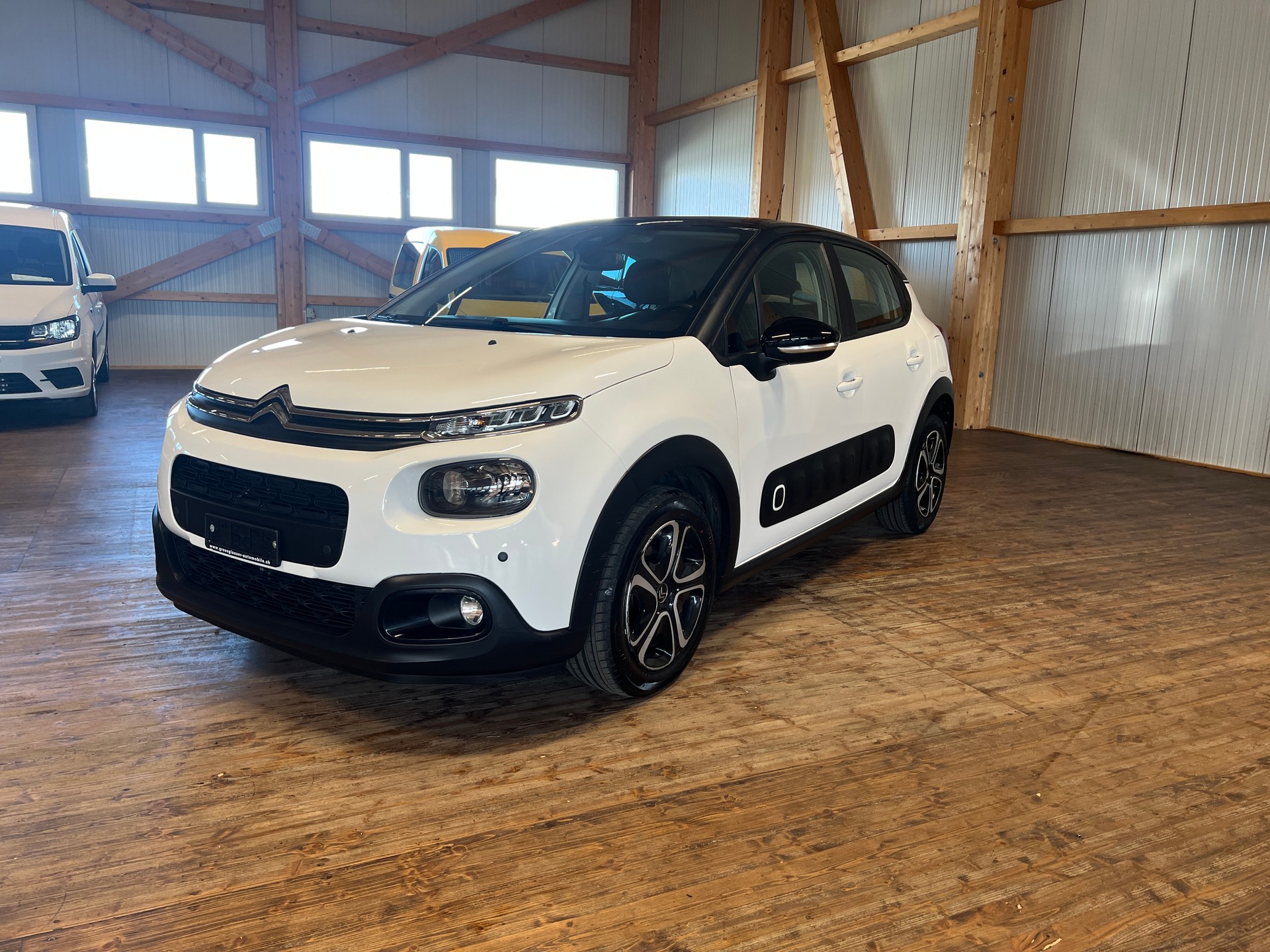 CITROEN C3 1.2i PureTech Shine EAT6