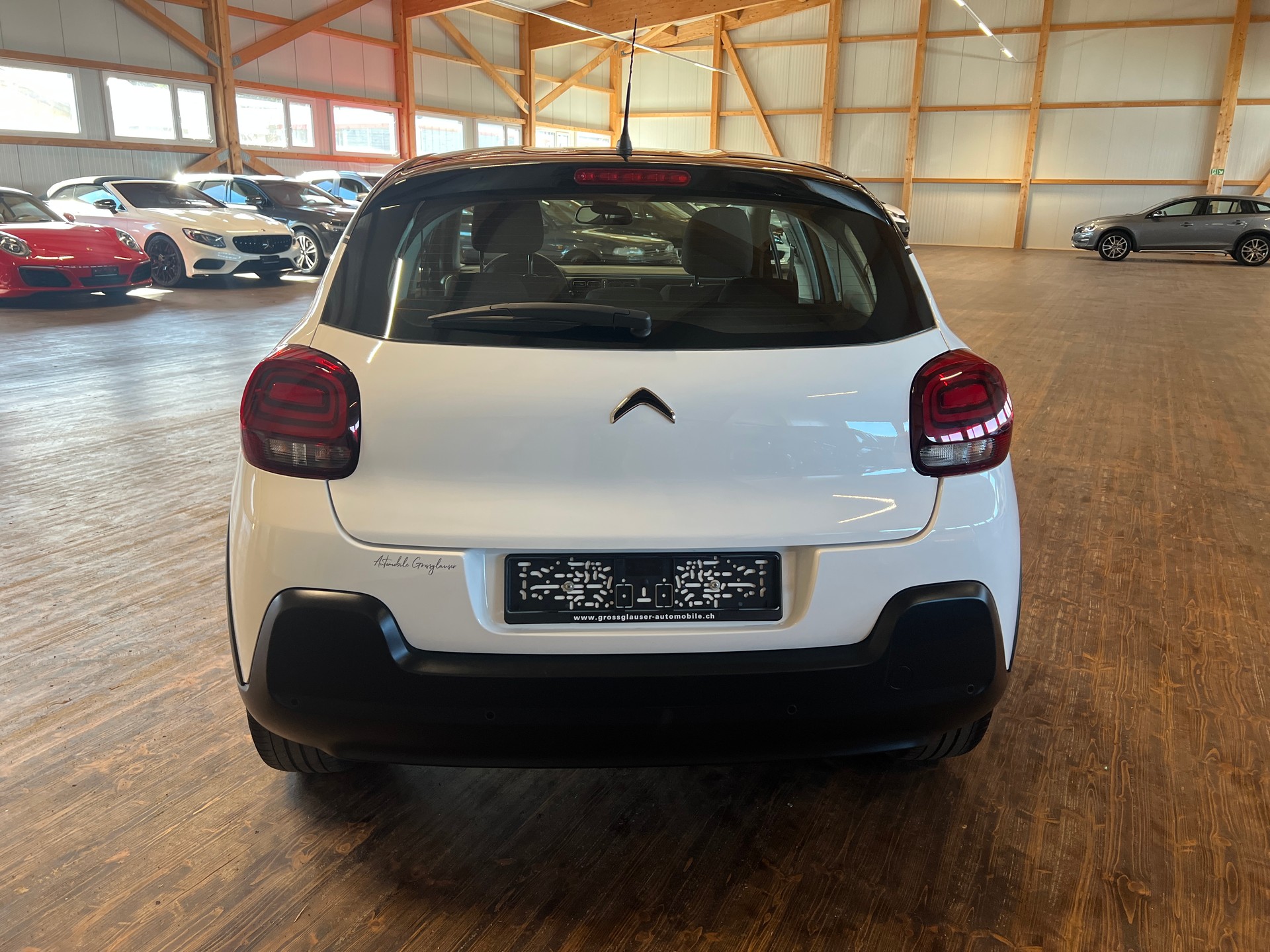 CITROEN C3 1.2i PureTech Shine EAT6-image-5