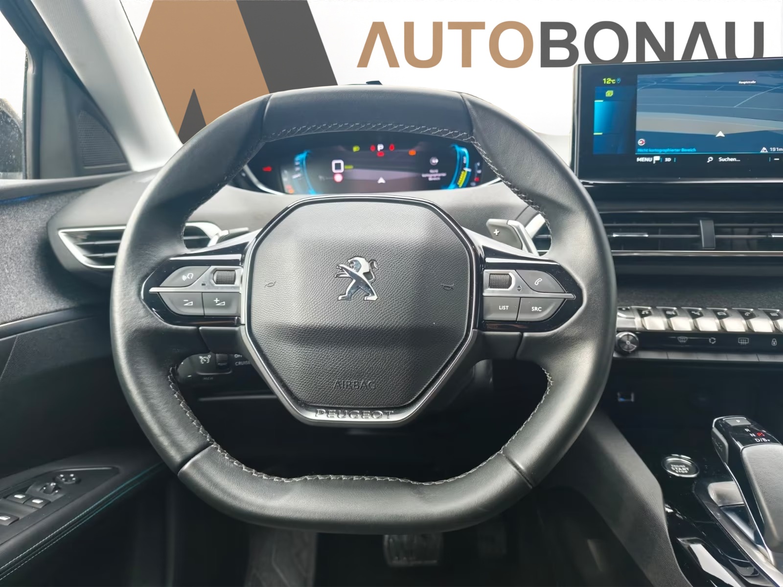 PEUGEOT 3008 1.6 Plug-in Hybrid Allure-image-23