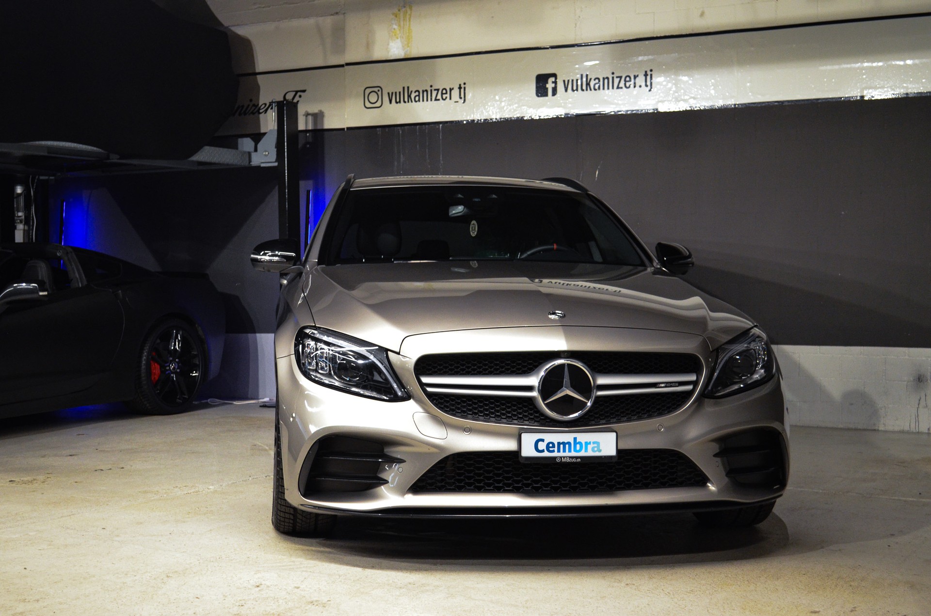 MERCEDES-BENZ C 43 AMG 4Matic 9G-Tronic-showroom-element-3