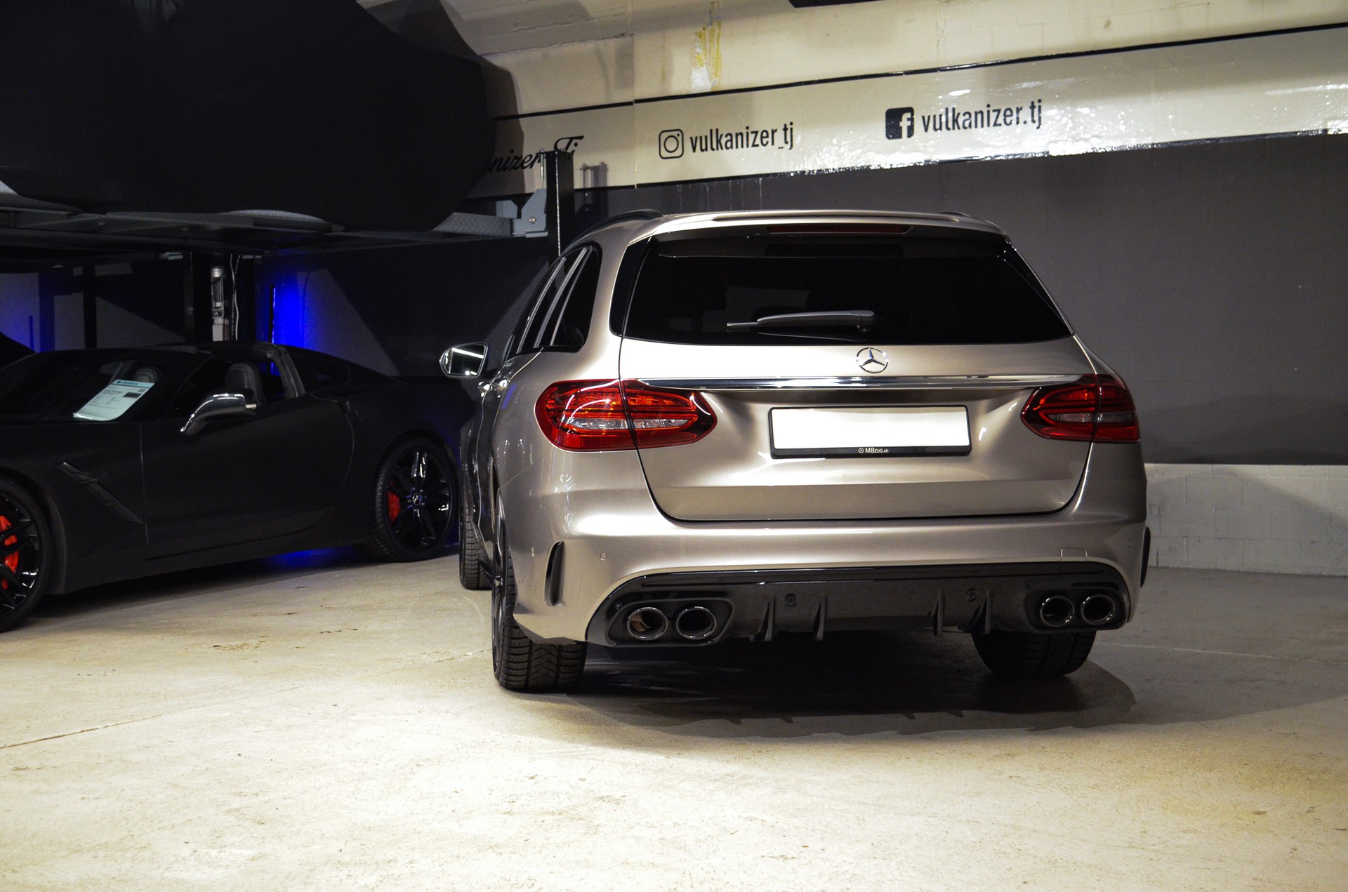 MERCEDES-BENZ C 43 AMG 4Matic 9G-Tronic-image-8