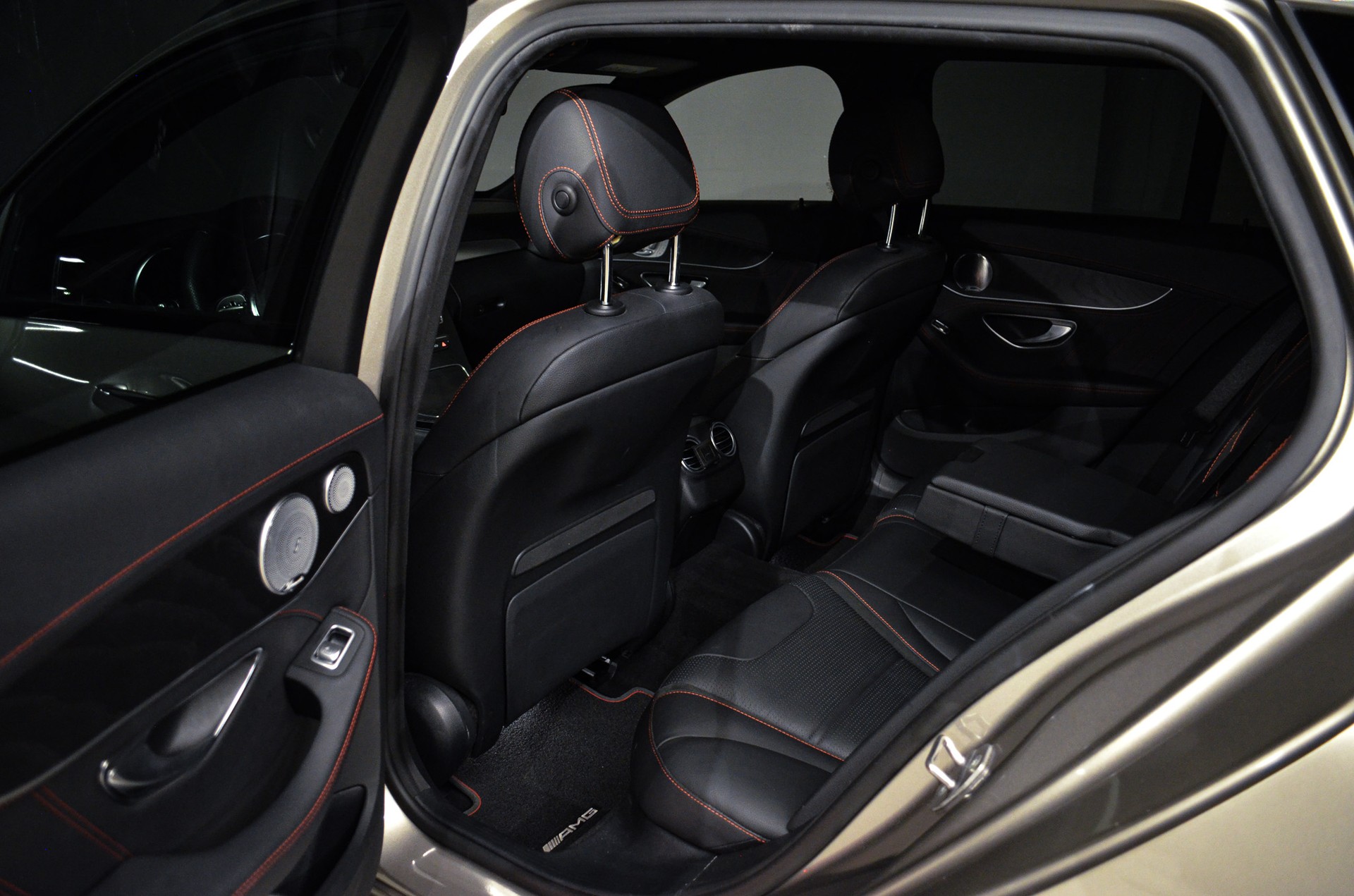 MERCEDES-BENZ C 43 AMG 4Matic 9G-Tronic-image-13