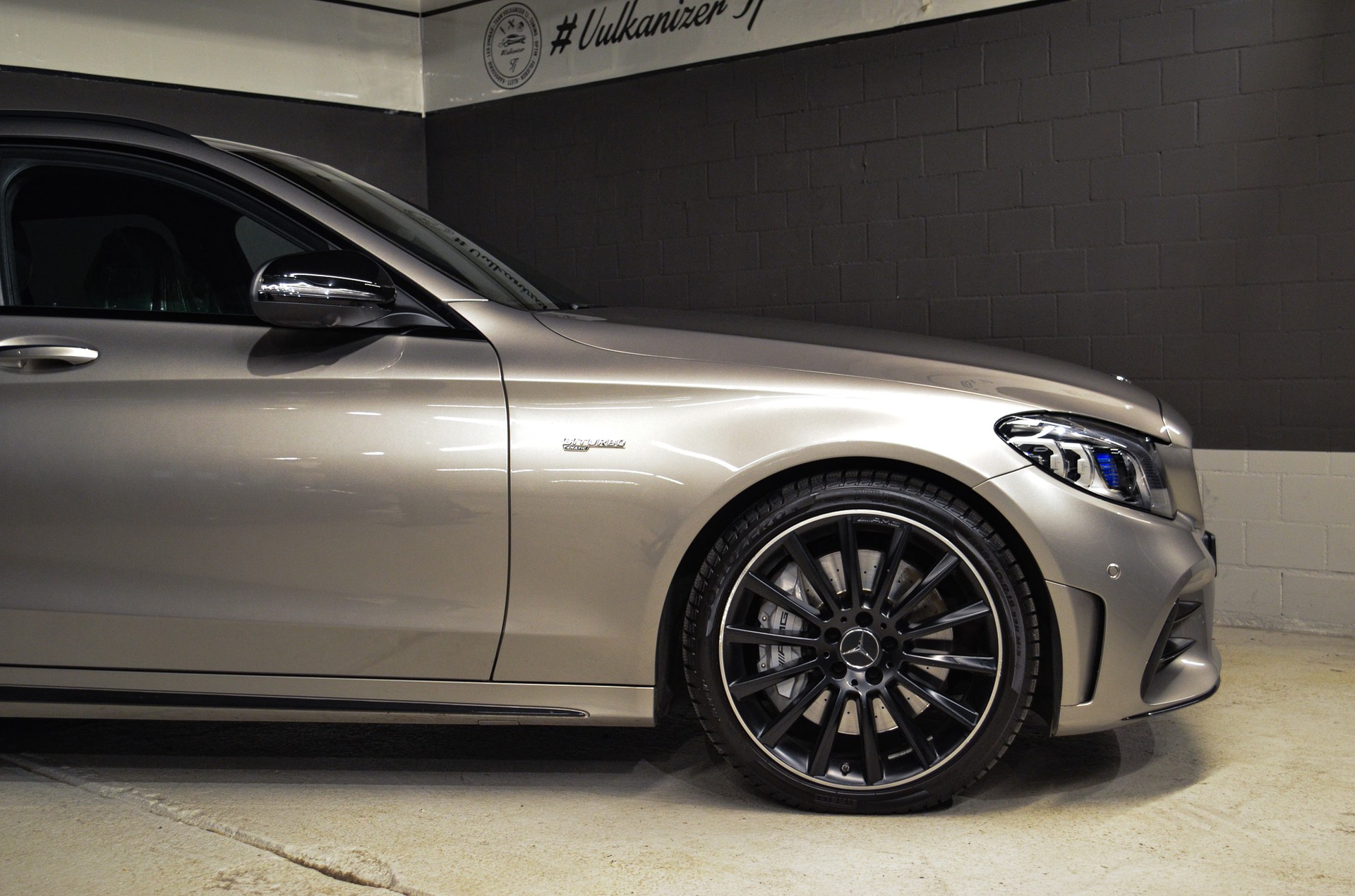 MERCEDES-BENZ C 43 AMG 4Matic 9G-Tronic-showroom-element-2