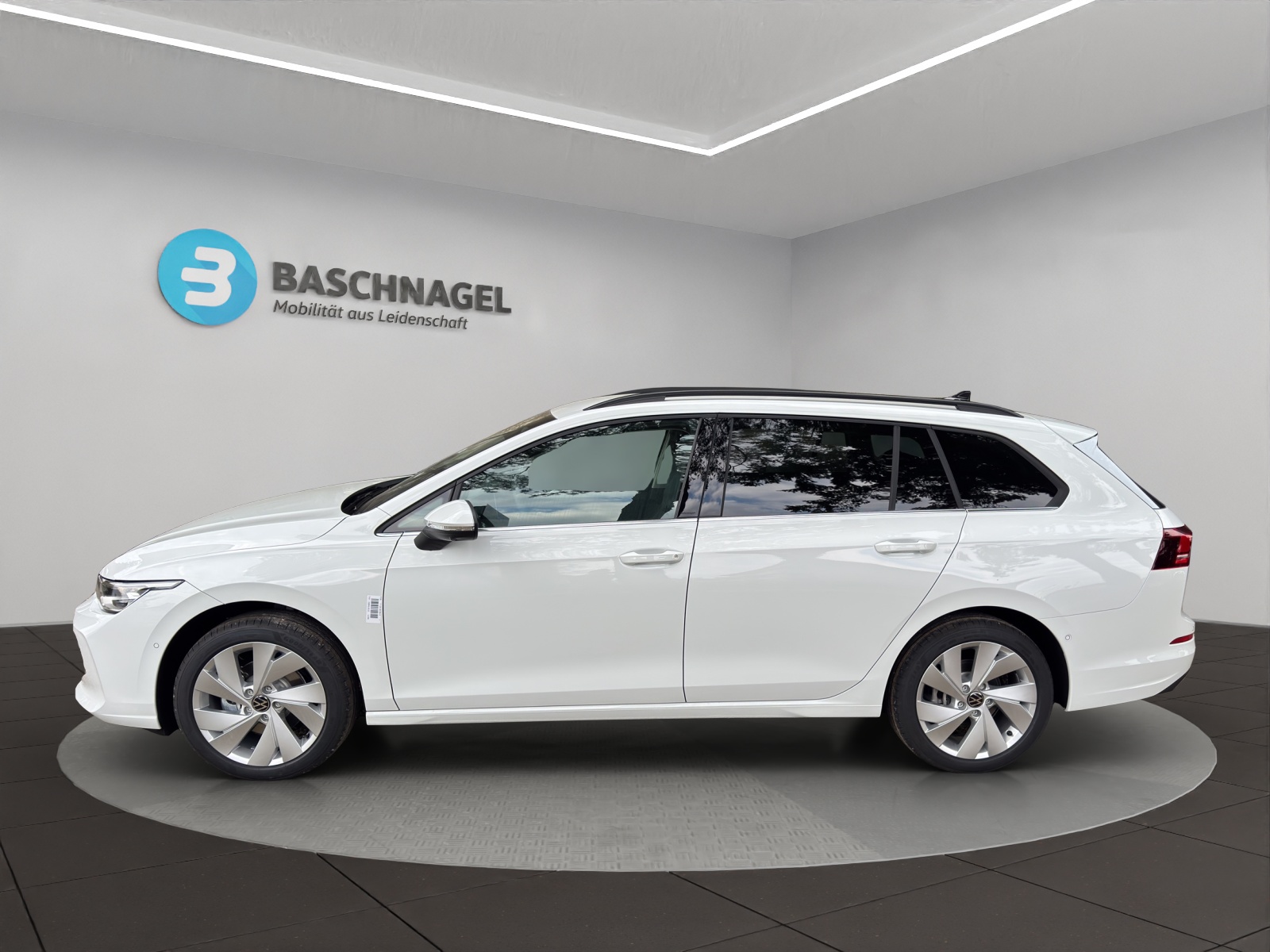 VW Golf Variant 1.5 eTSI mHEV Style-showroom-element-1