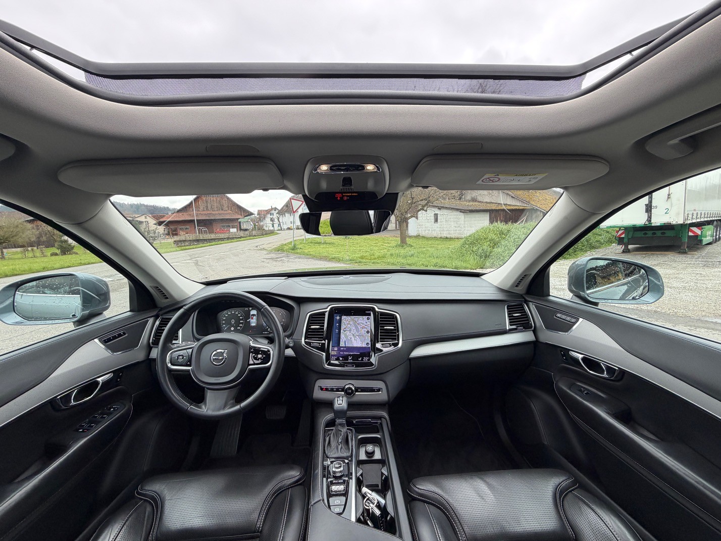 VOLVO XC90 D5 AWD Inscription Geartronic-image-6