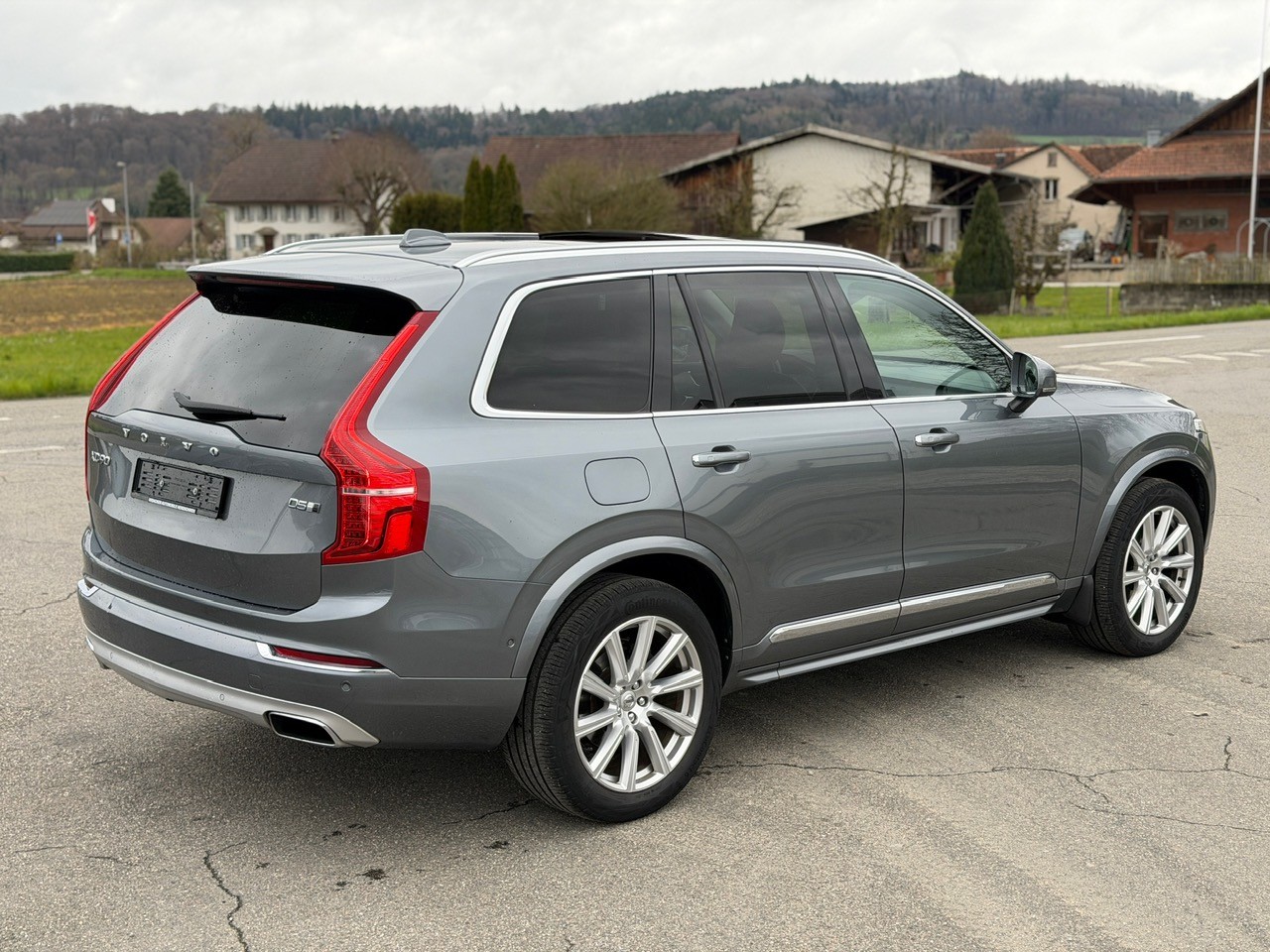 VOLVO XC90 D5 AWD Inscription Geartronic-image-14