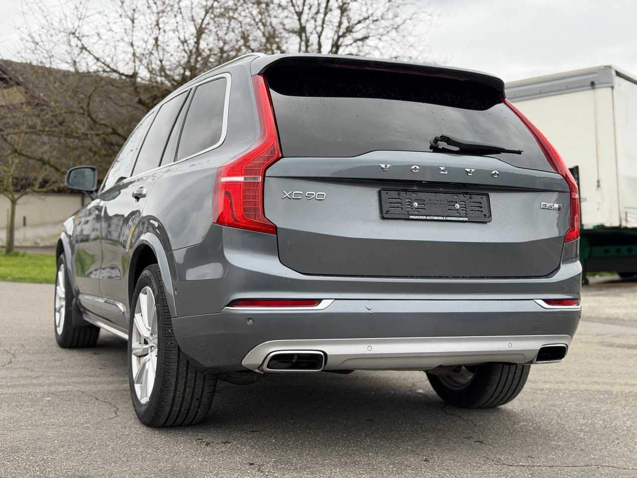 VOLVO XC90 D5 AWD Inscription Geartronic-image-5