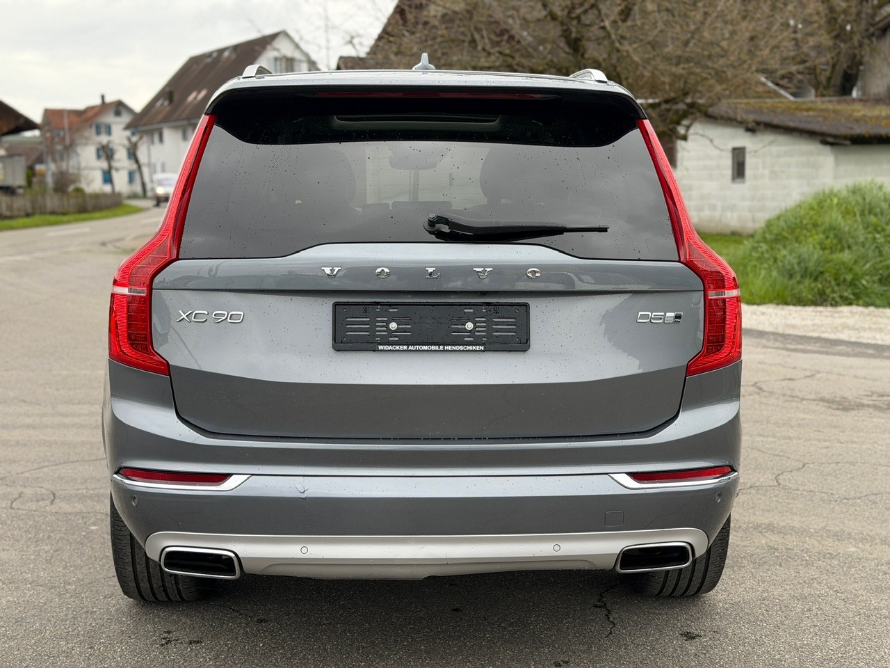 VOLVO XC90 D5 AWD Inscription Geartronic-image-4