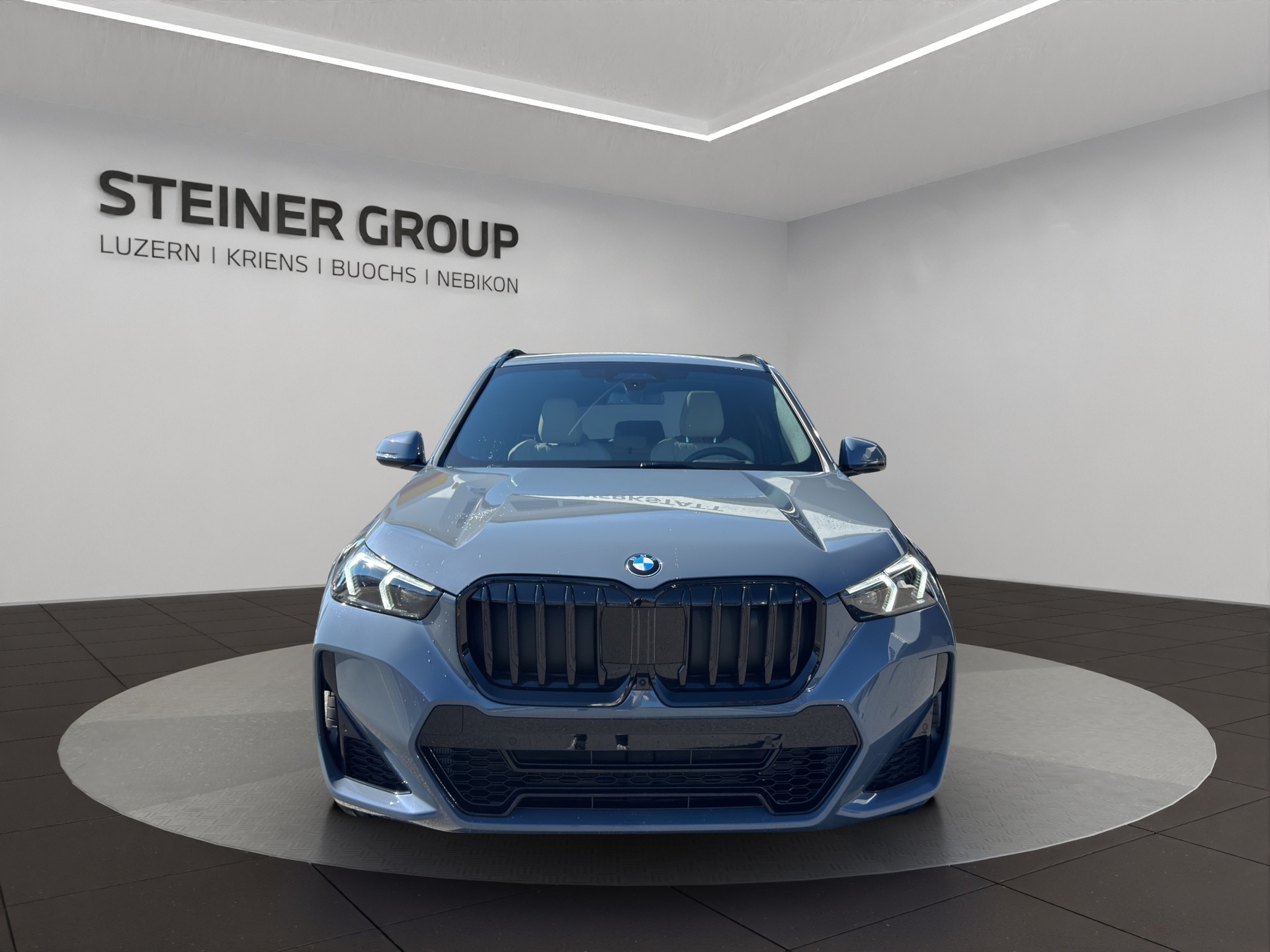 BMW X1 xDrive 23d 48V M Sport Pro-showroom-element-1