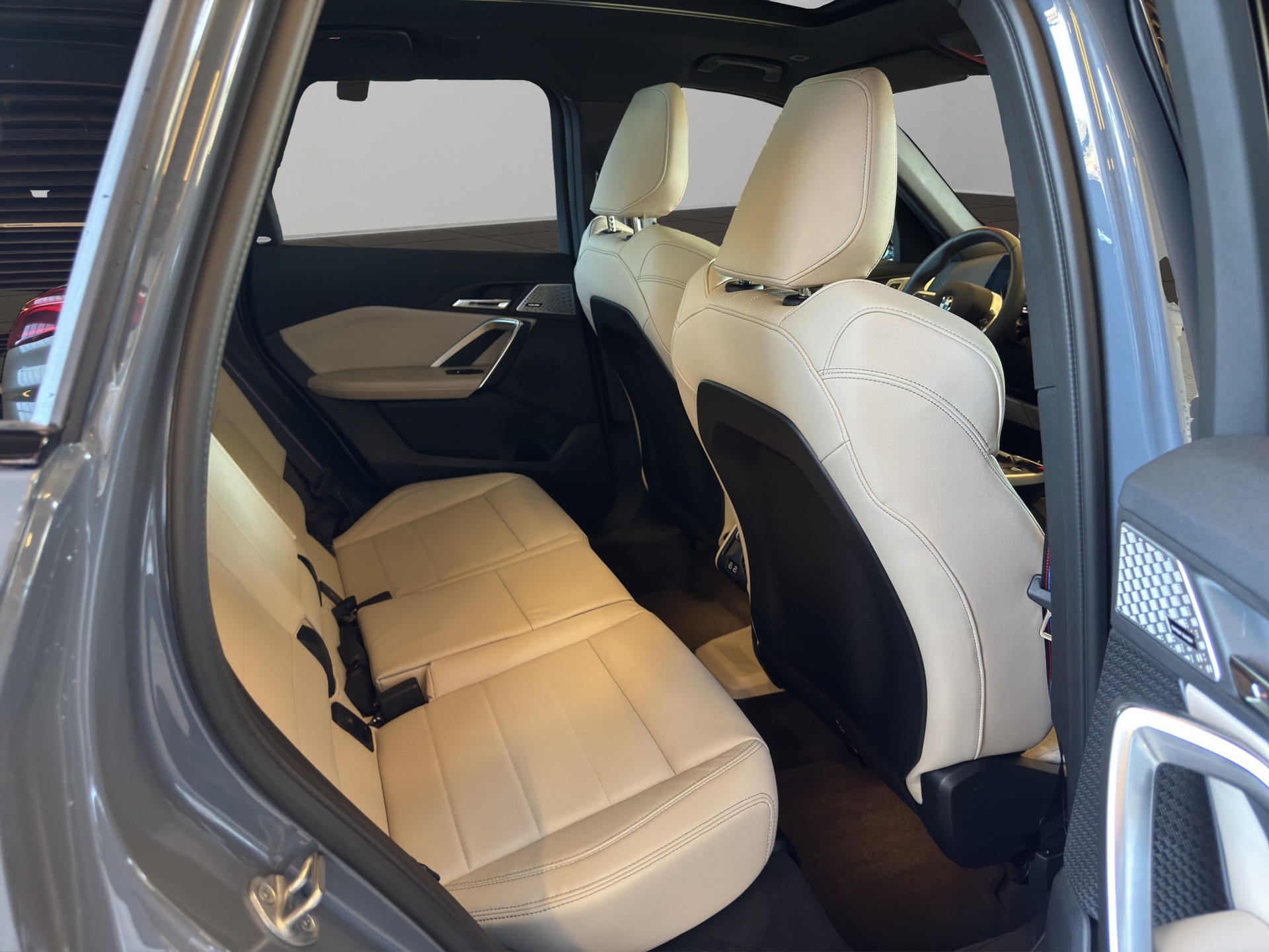 BMW X1 xDrive 23d 48V M Sport Pro-image-18