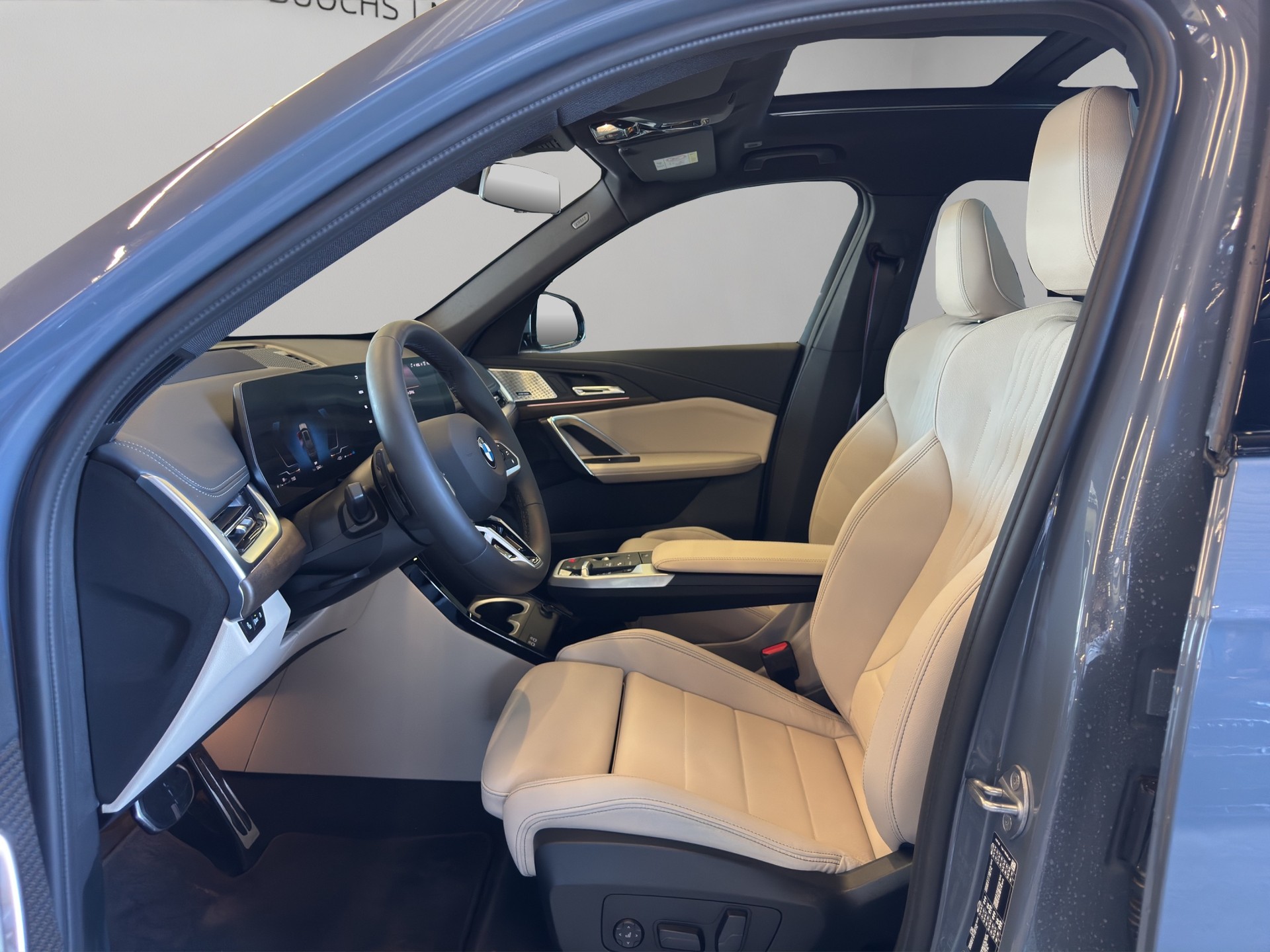 BMW X1 xDrive 23d 48V M Sport Pro-image-15