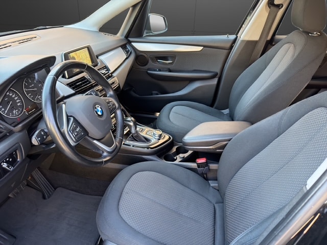BMW 218d xDrive Active Tourer Steptronic-image-8