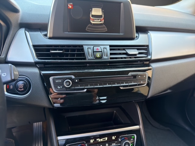 BMW 218d xDrive Active Tourer Steptronic-image-7