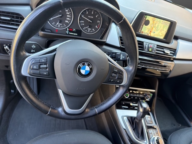 BMW 218d xDrive Active Tourer Steptronic-image-6