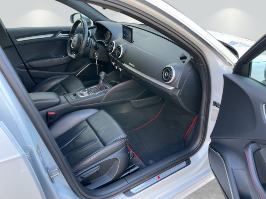 AUDI S3 2.0 TFSI quattro-image-6