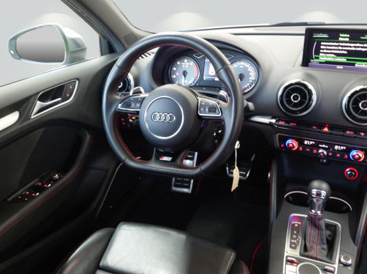 AUDI S3 2.0 TFSI quattro-image-4