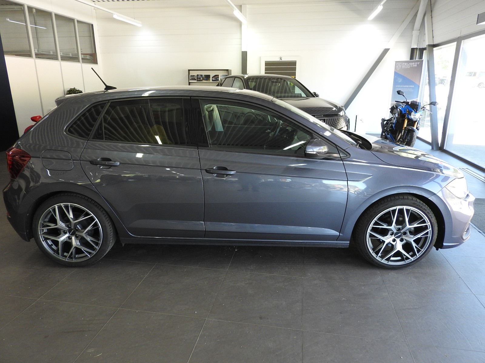 VW Polo 1.0 TSI Style DSG-image-2