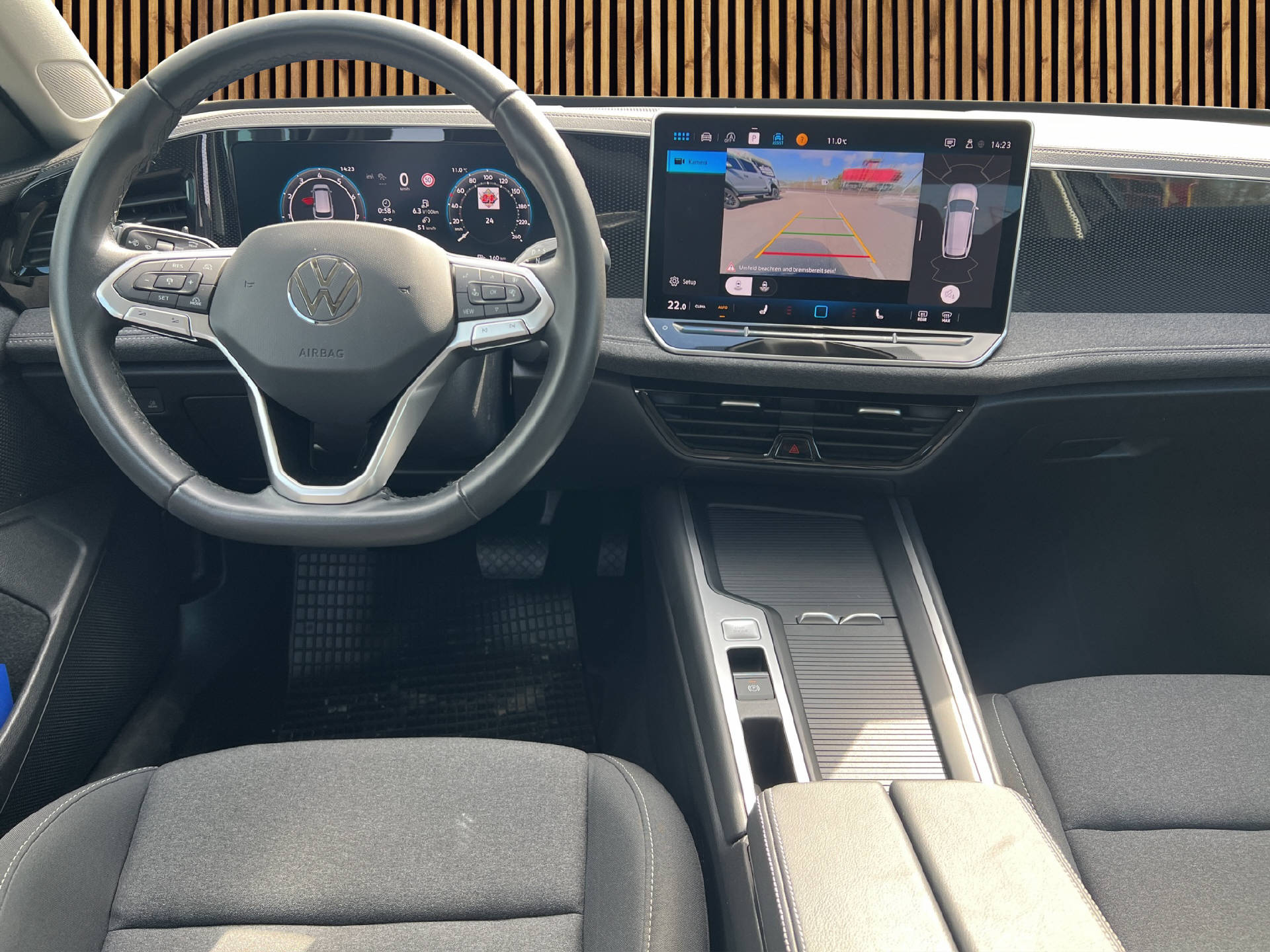 VW Passat Variant 1.5 eTSi Mild-Hybrid Benzin/Elektro DSG-image-12