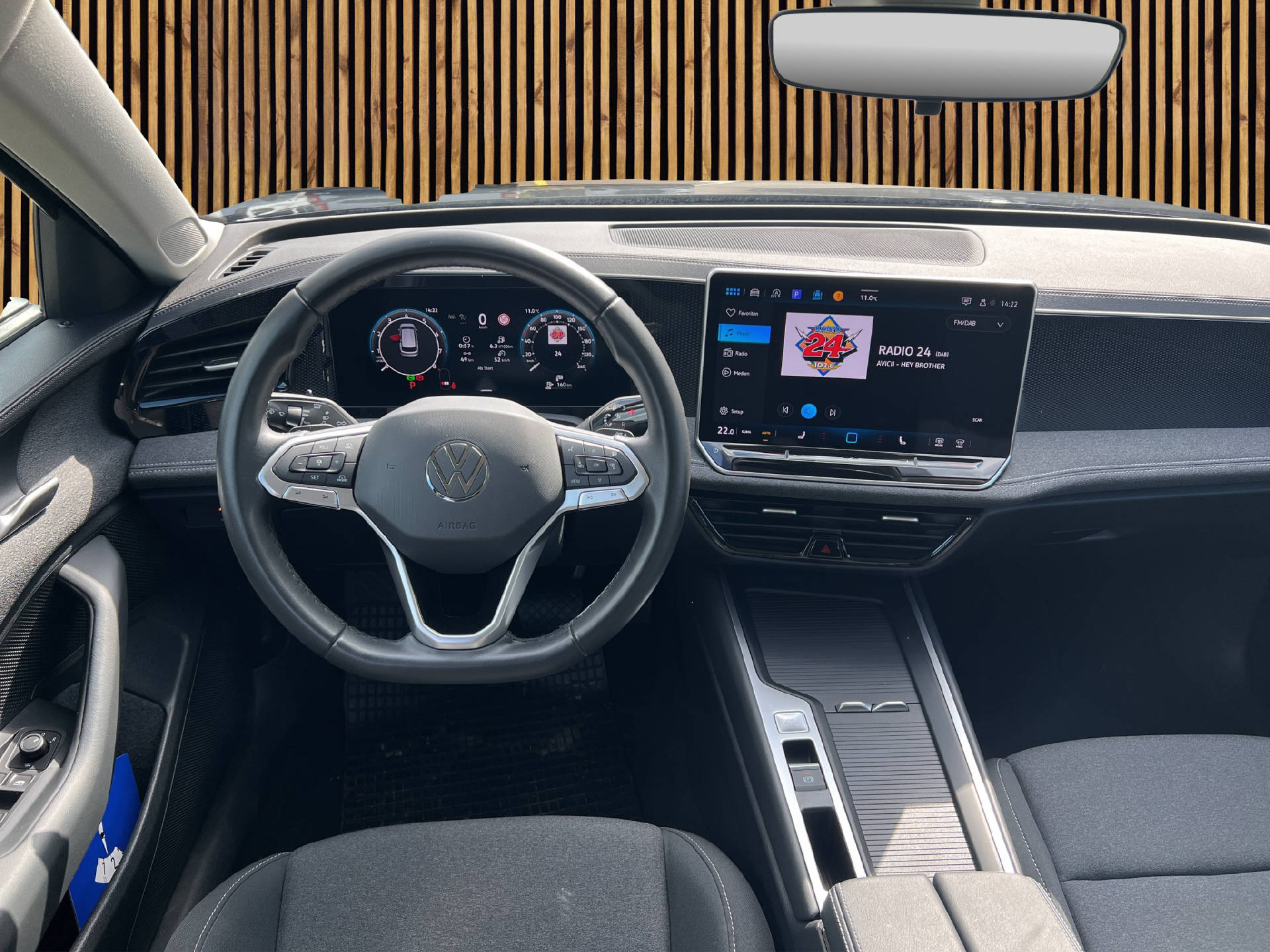 VW Passat Variant 1.5 eTSi Mild-Hybrid Benzin/Elektro DSG-image-9
