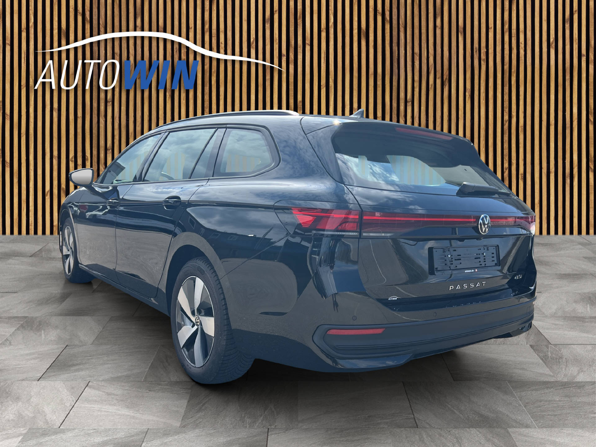 VW Passat Variant 1.5 eTSi Mild-Hybrid Benzin/Elektro DSG-image-3
