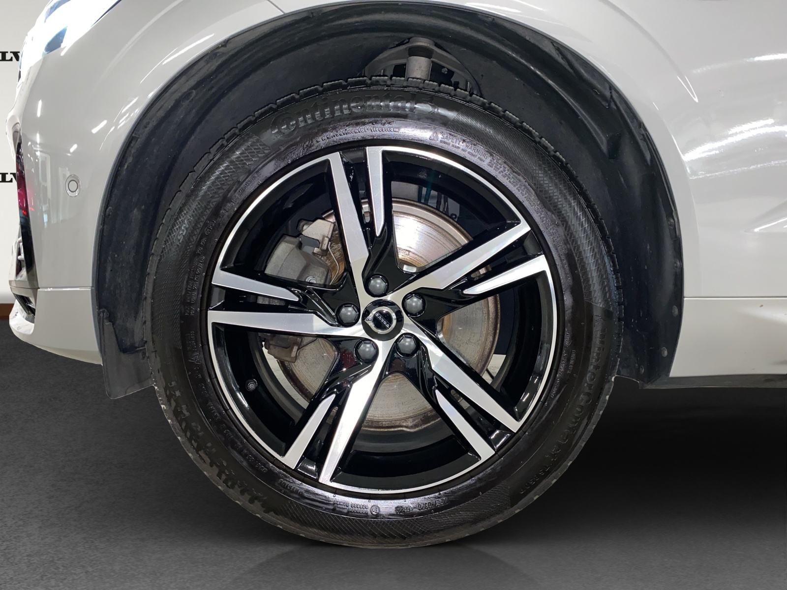 VOLVO XC60 2.0 T6 TE R-Design eAWD-image-14