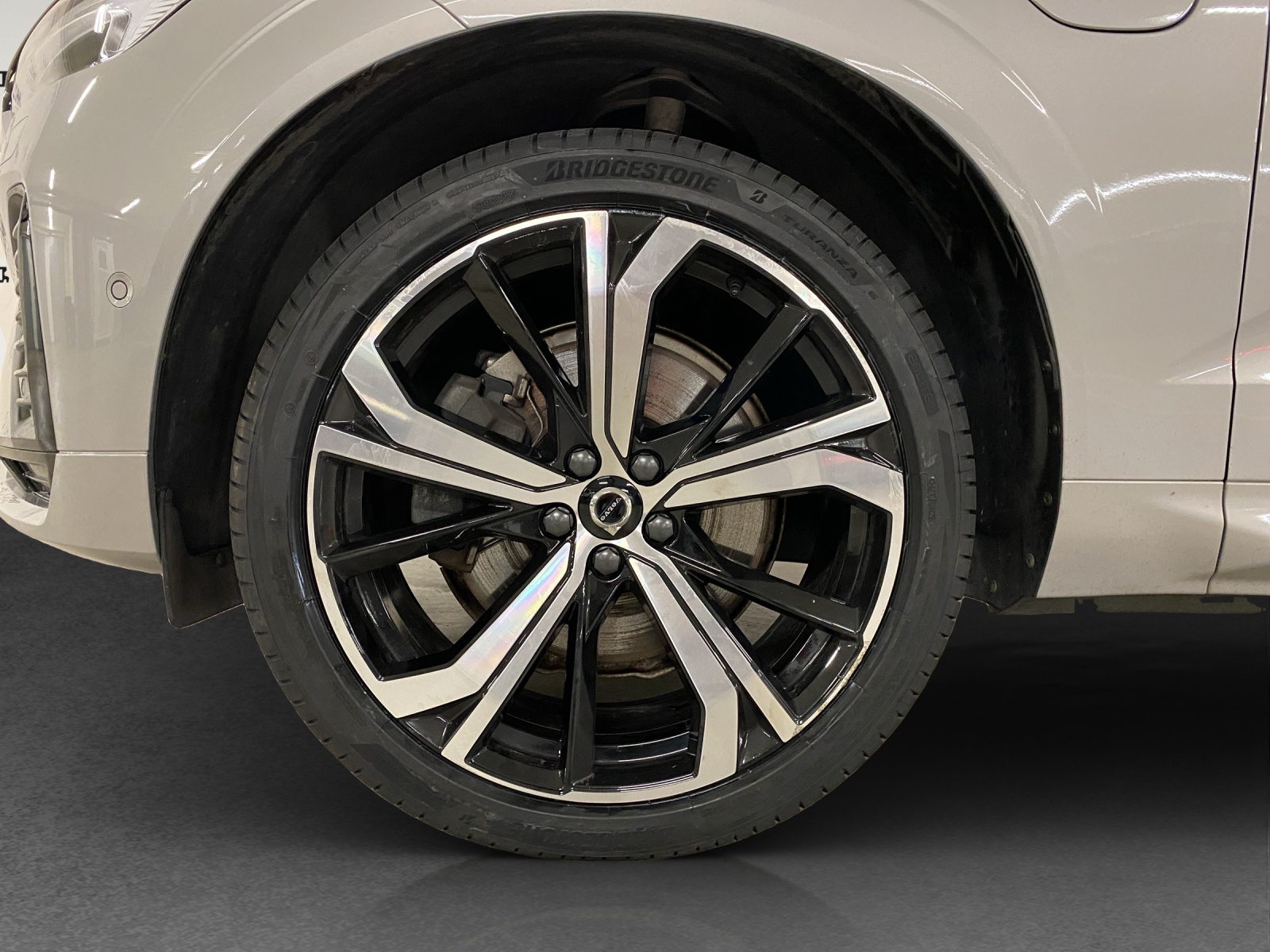 VOLVO XC60 2.0 T6 TE R-Design eAWD-image-3