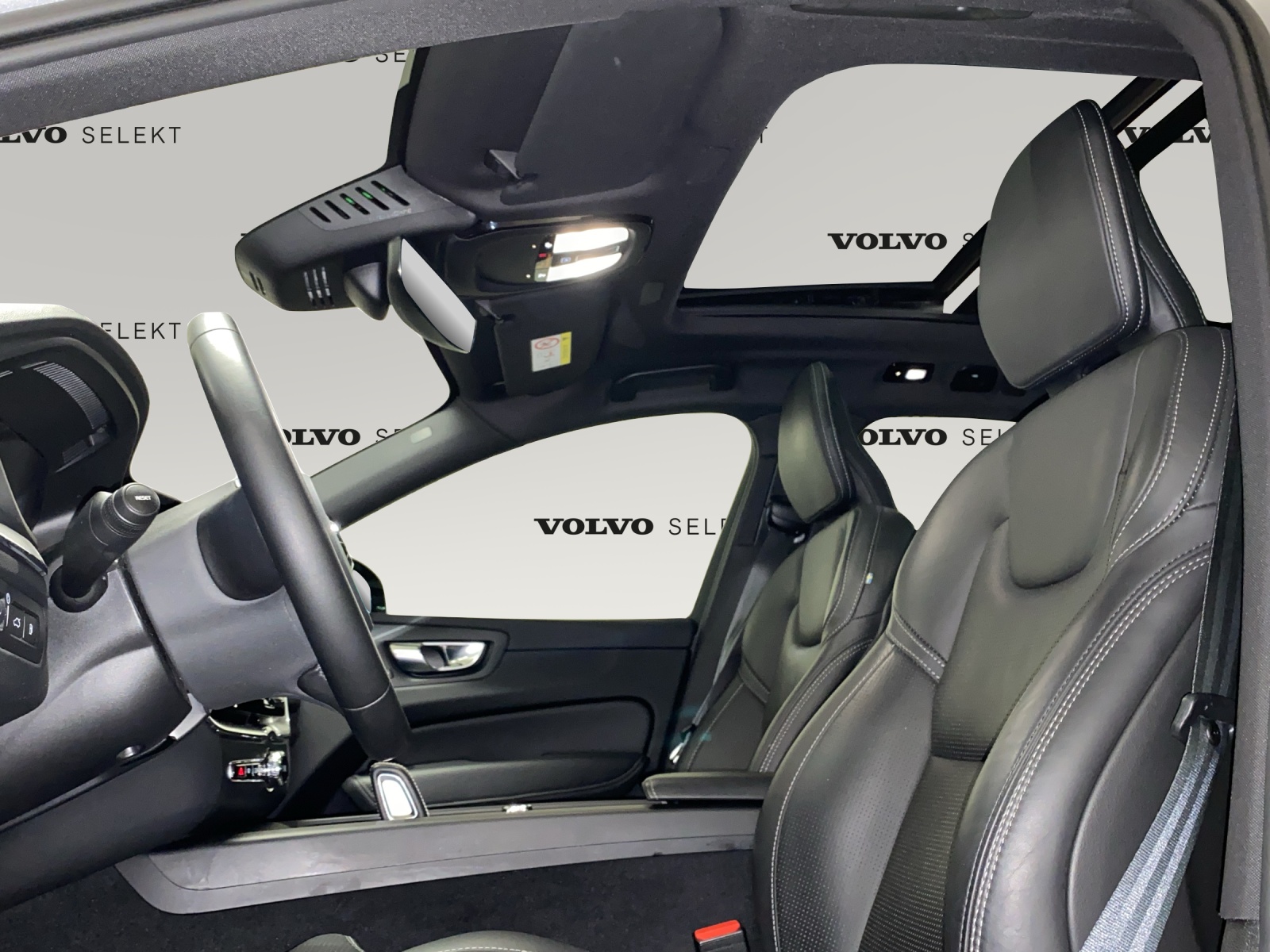 VOLVO XC60 2.0 T6 TE R-Design eAWD-image-6