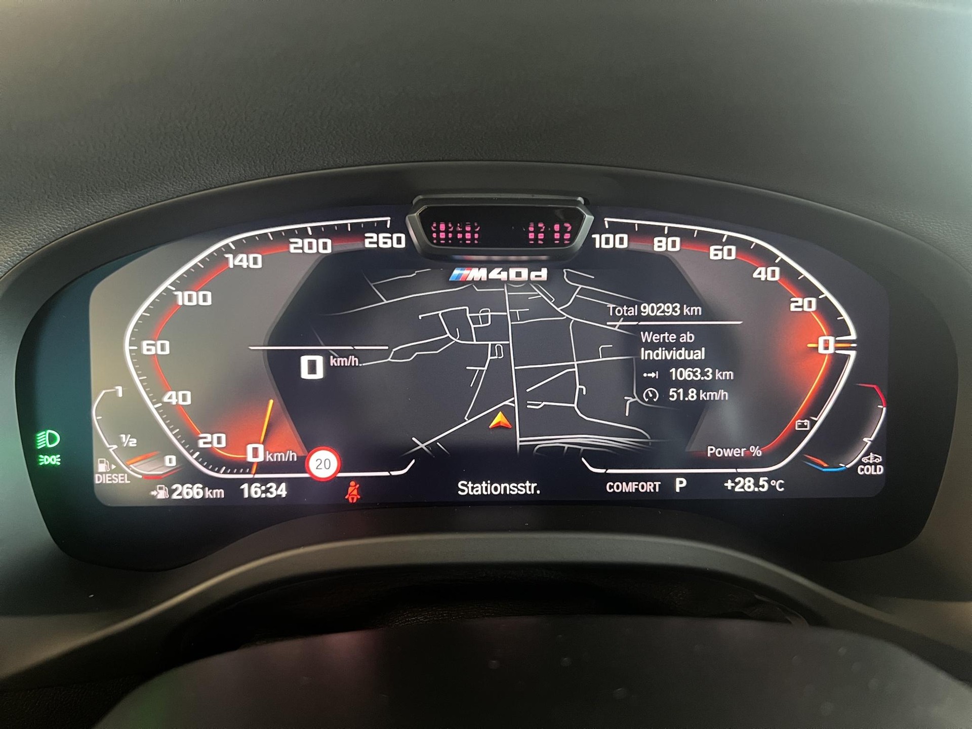 BMW X3 M40d-image-16