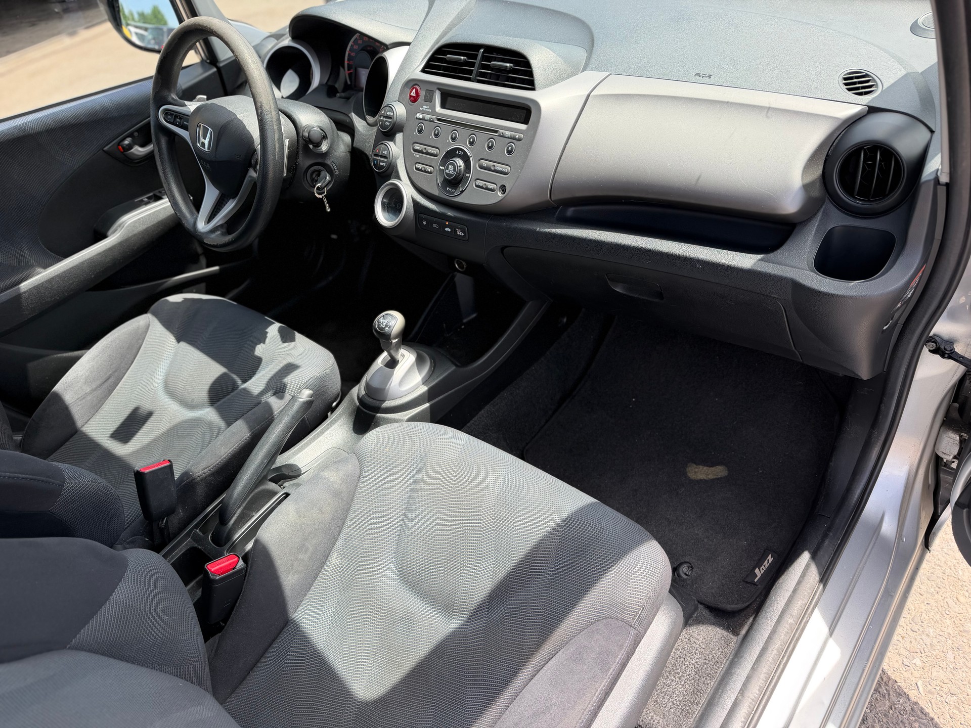 HONDA Jazz 1.4i Elegance i-Shift-image-13