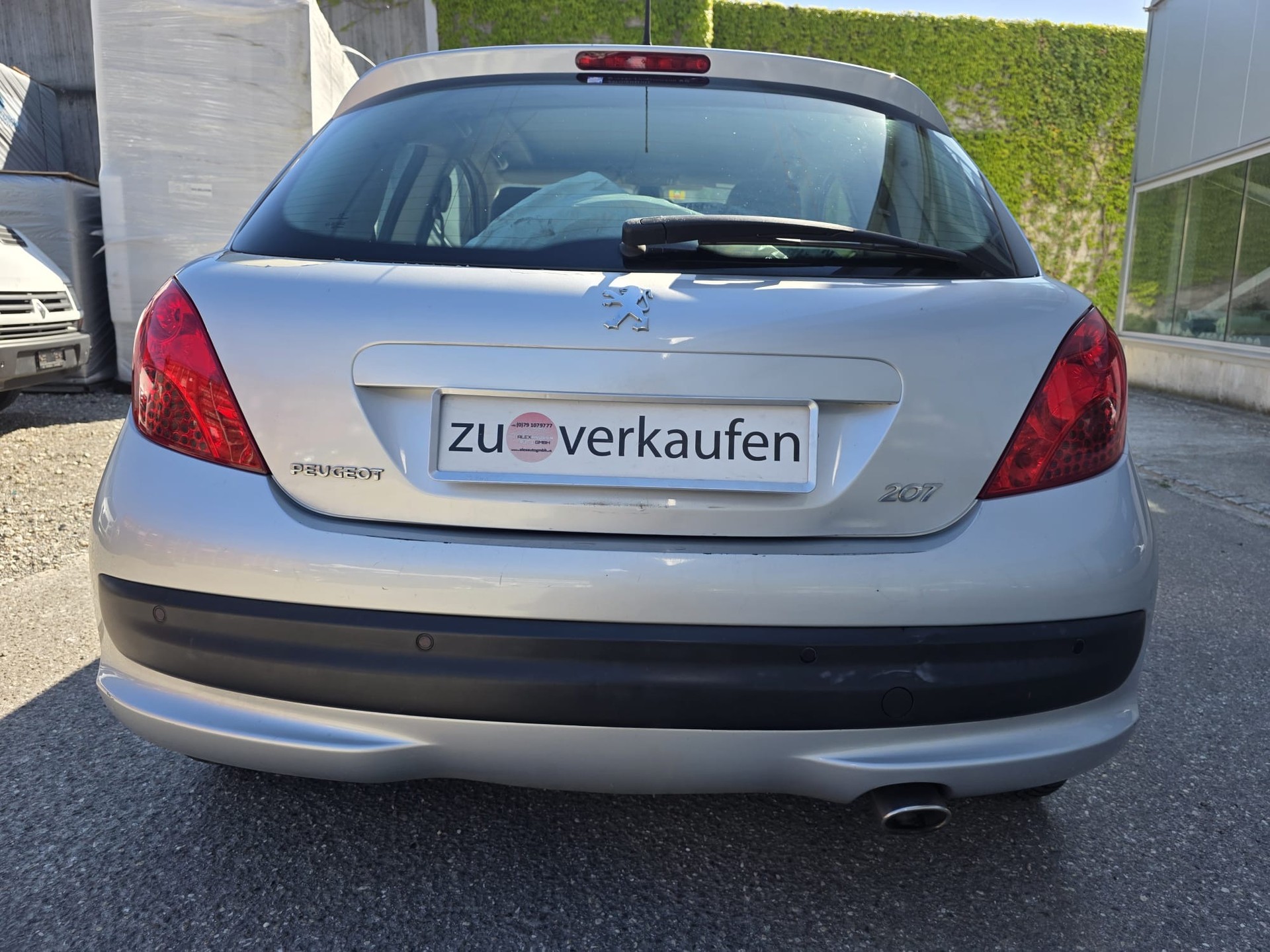 PEUGEOT 207 1.6 HDI XS Premium-image-4