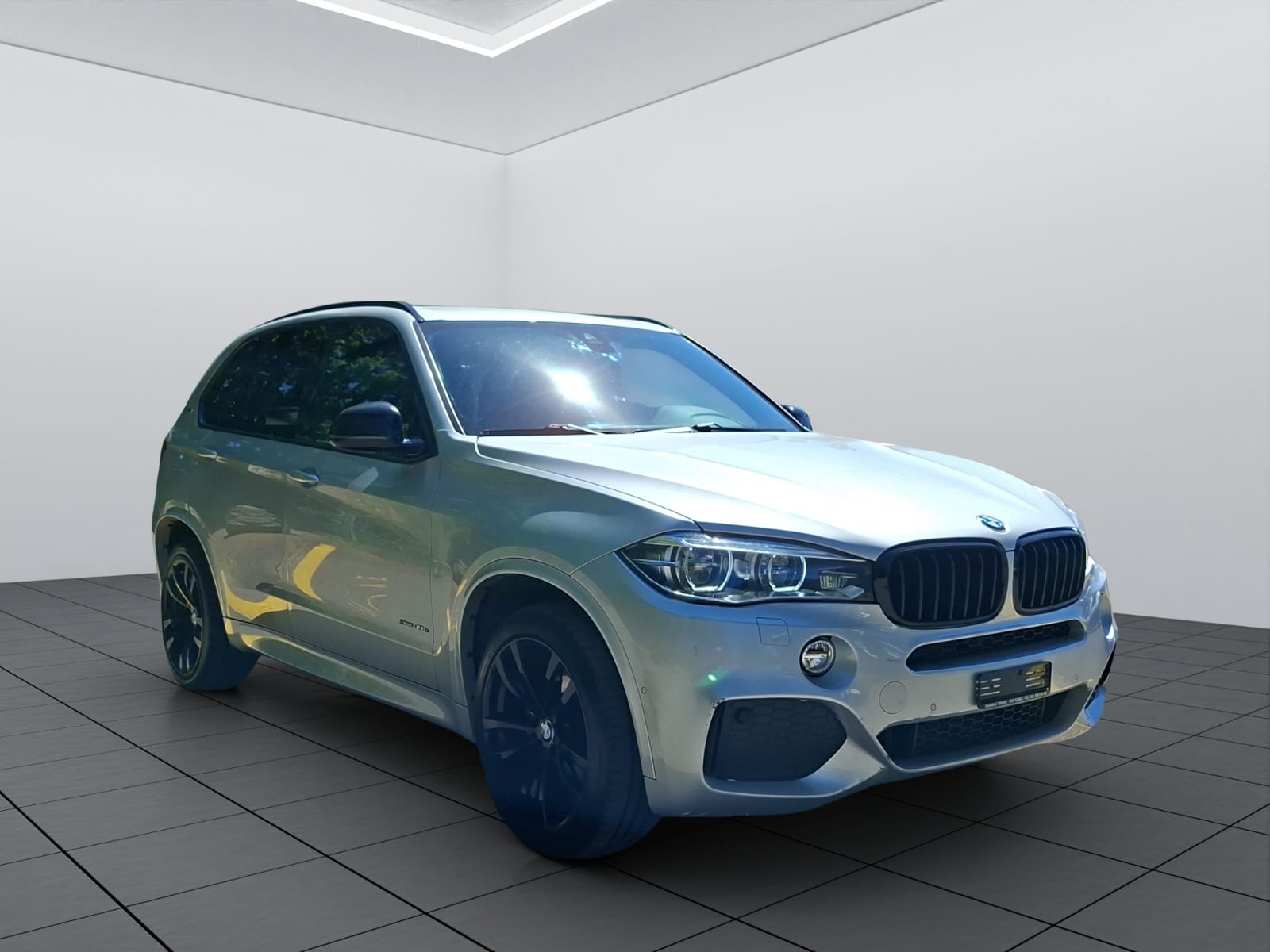 BMW X5 xDrive 40e Pack M iPerformance Steptronic-showroom-element-2