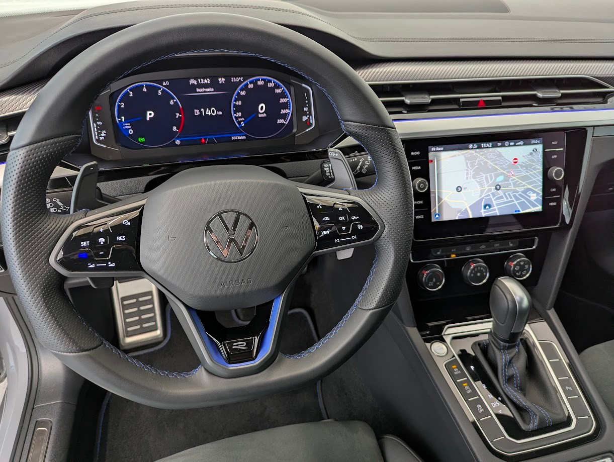 VW Arteon SB 2.0 TSI R DSG 4Motion*1.HAND 12MT GAR VOLL-LED KEYLESS NAVI SITZ+LENKRADHEIZUNG DCC ACC*-image-8