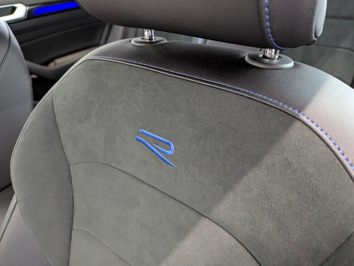 VW Arteon SB 2.0 TSI R DSG 4Motion*1.HAND 12MT GAR VOLL-LED KEYLESS NAVI SITZ+LENKRADHEIZUNG DCC ACC*-image-5