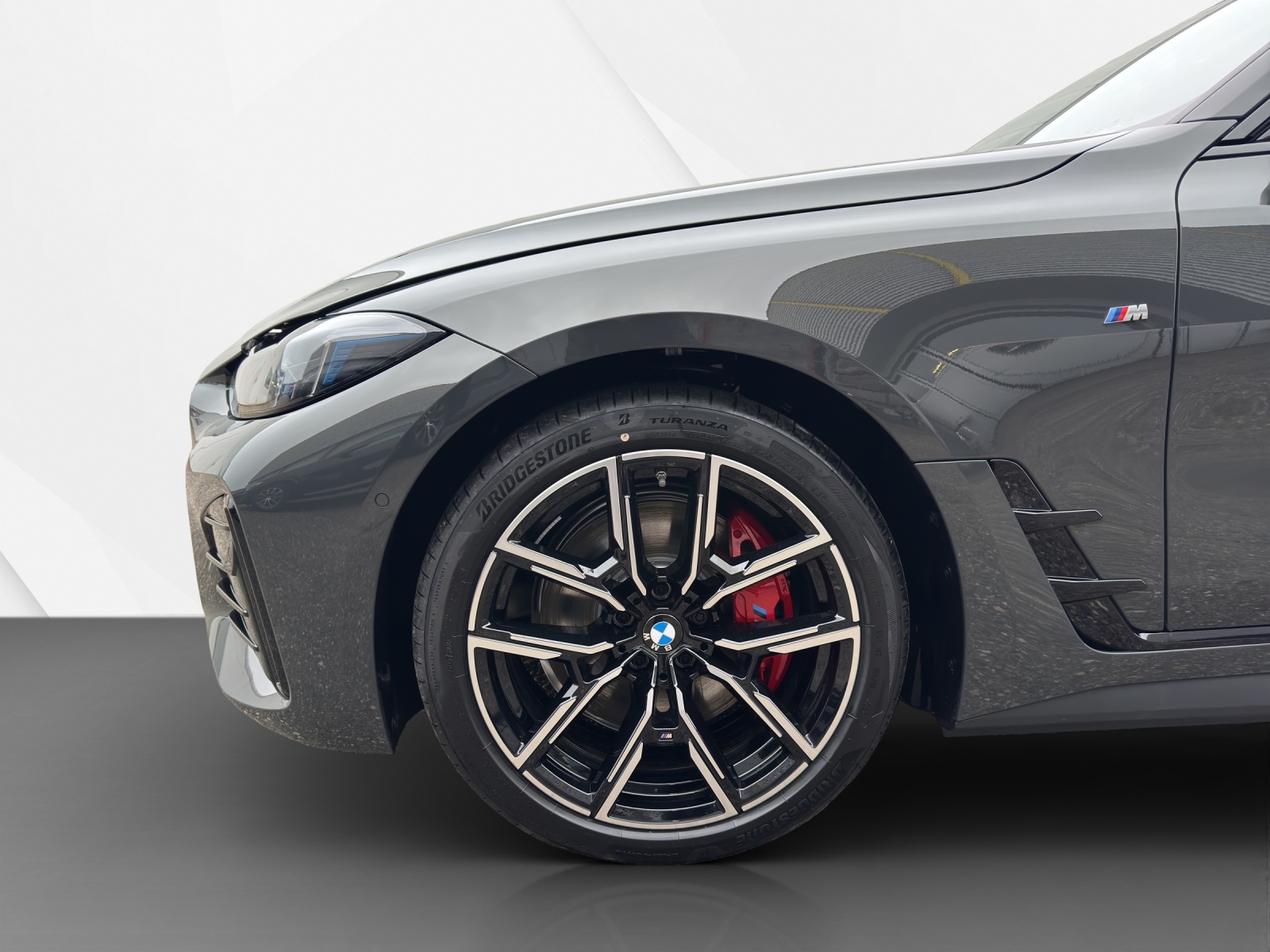 BMW i4 xDrive 40 M Sport Pro-image-10