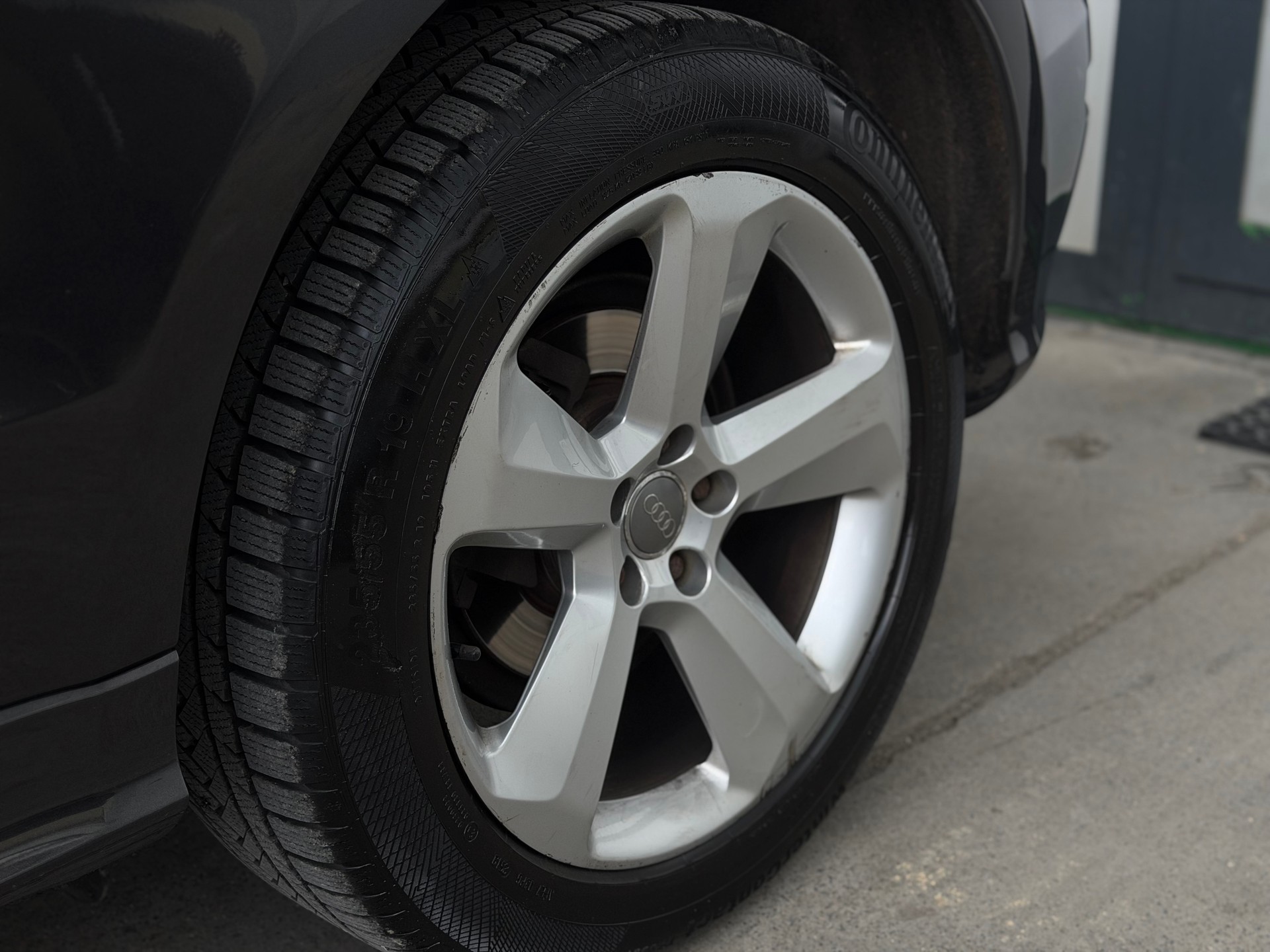 AUDI Q5 2.0 TFSI quattro tiptronic-image-8