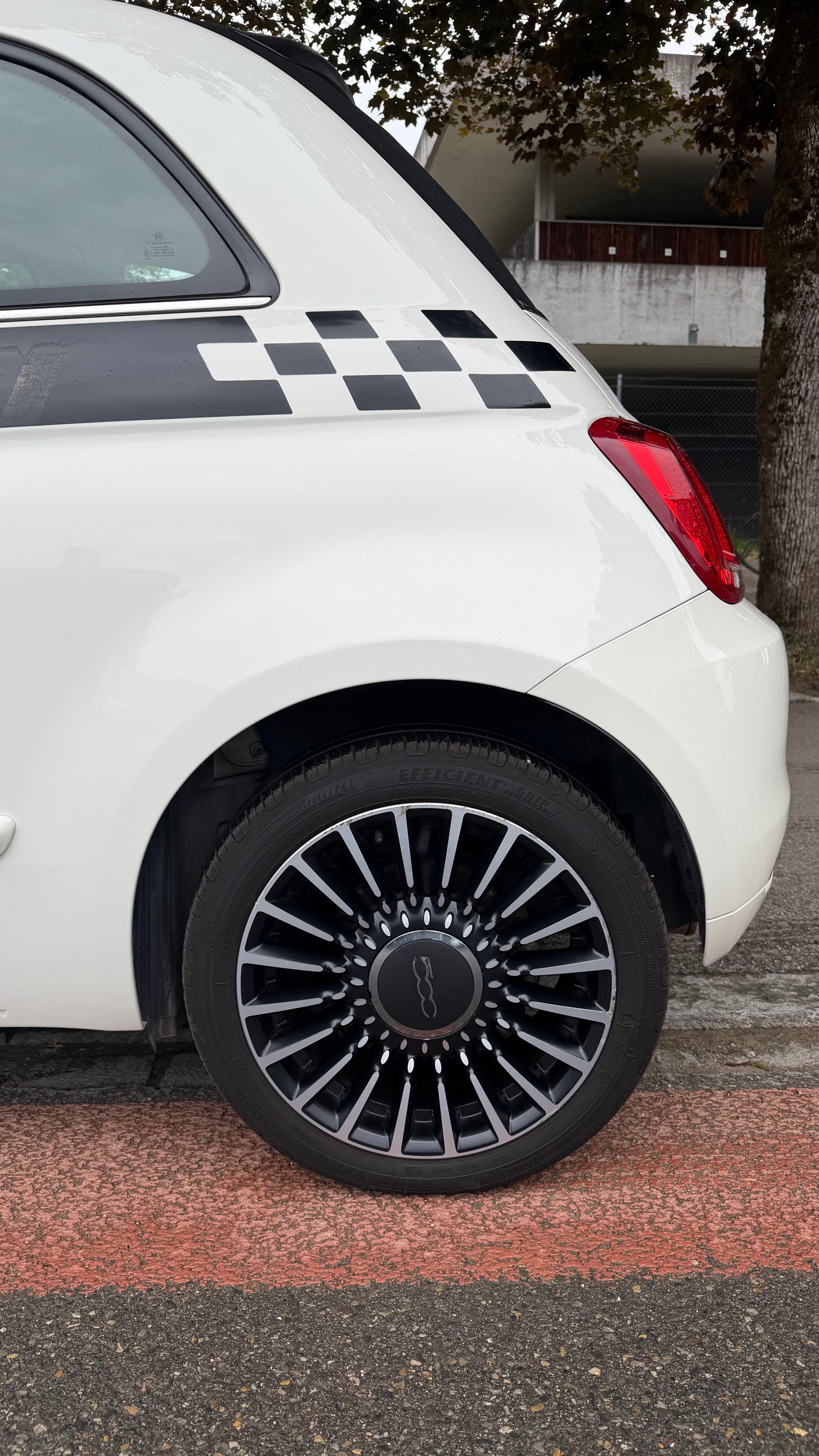 FIAT 500C 0.9 Twinair Turbo Lounge-image-4