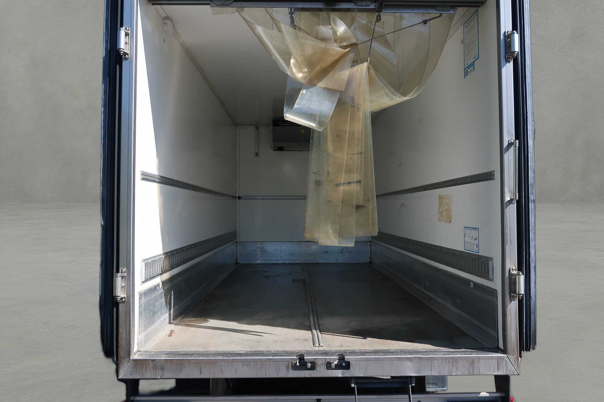 VW T6 2.0 TDI DSG Kühlkasten mit Aggregat-image-12