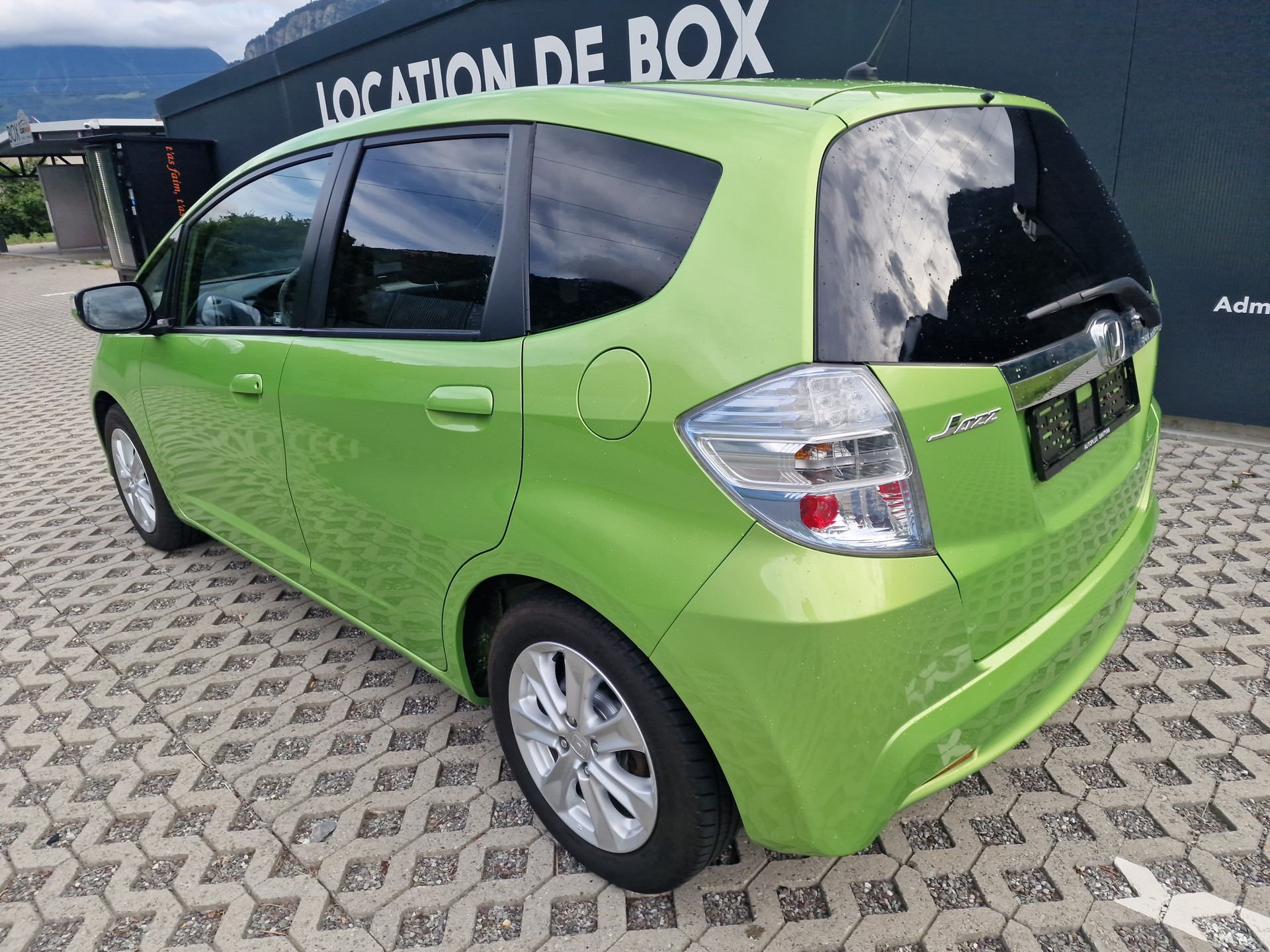 HONDA Jazz 1.3i Hybrid Elegance CVT-image-4