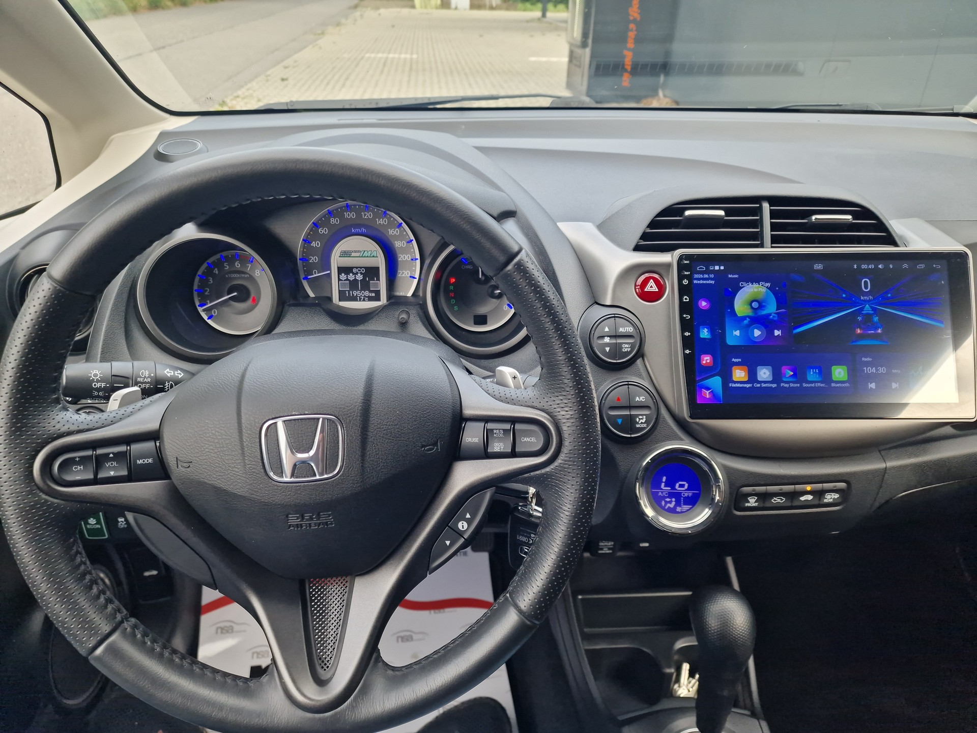 HONDA Jazz 1.3i Hybrid Elegance CVT-image-10