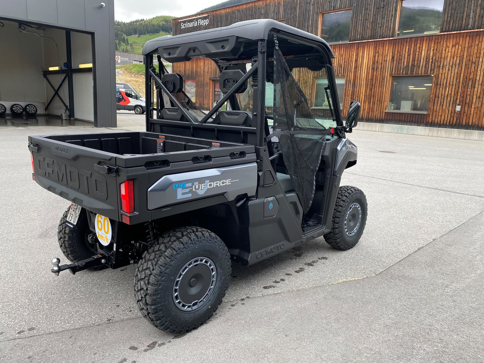 CF MOTO U6EV-image-6