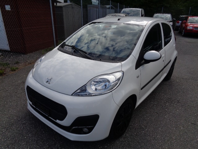 PEUGEOT 107 1.0 Active-image-1