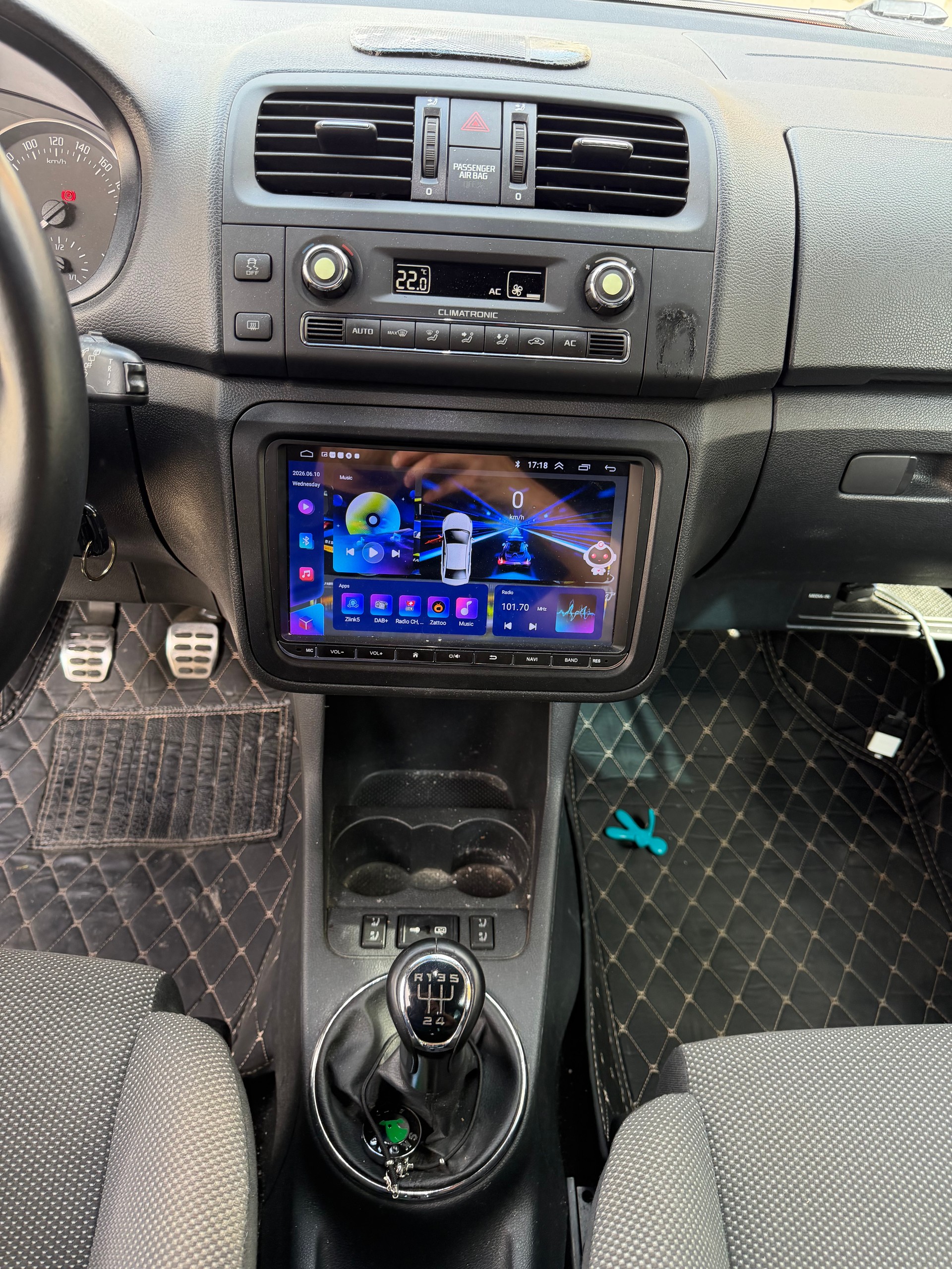 SKODA Fabia 1.6 TDI Monte Carlo-image-5