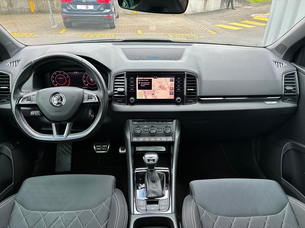 SKODA Karoq 2.0 TSI SportLine 4x4 DSG-image-7